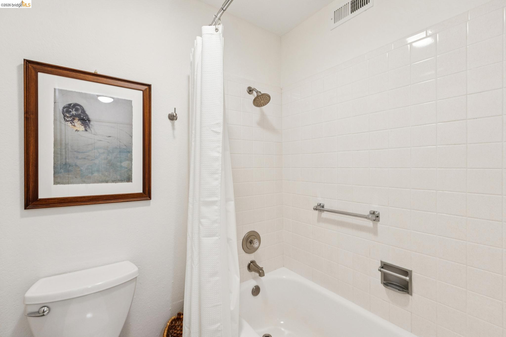 Detail Gallery Image 31 of 41 For 45 Corte Real #1,  Larkspur,  CA 94904 - 2 Beds | 1/1 Baths