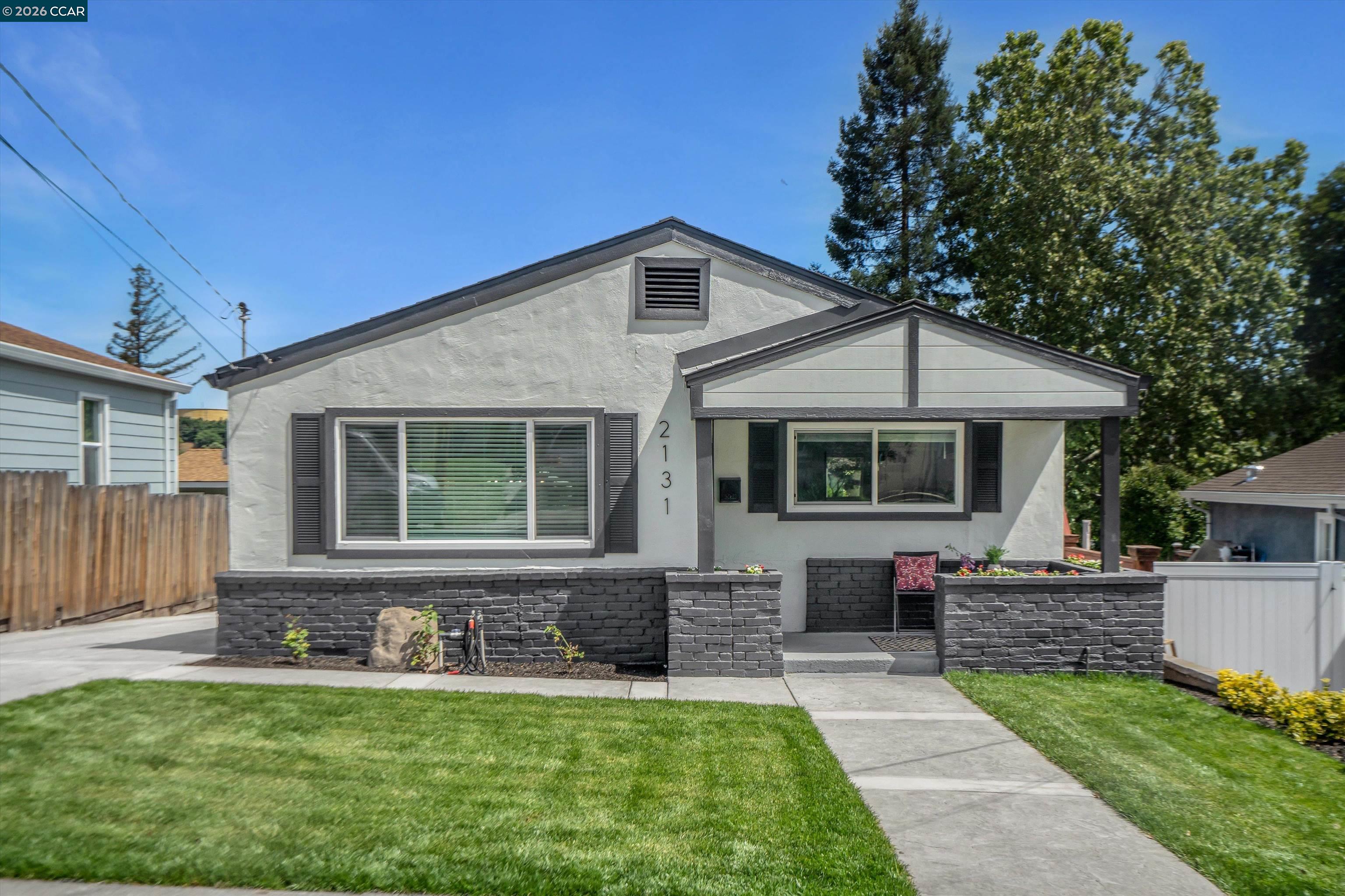 2131 Pomona Ave, Martinez CA 94553 — photo 28