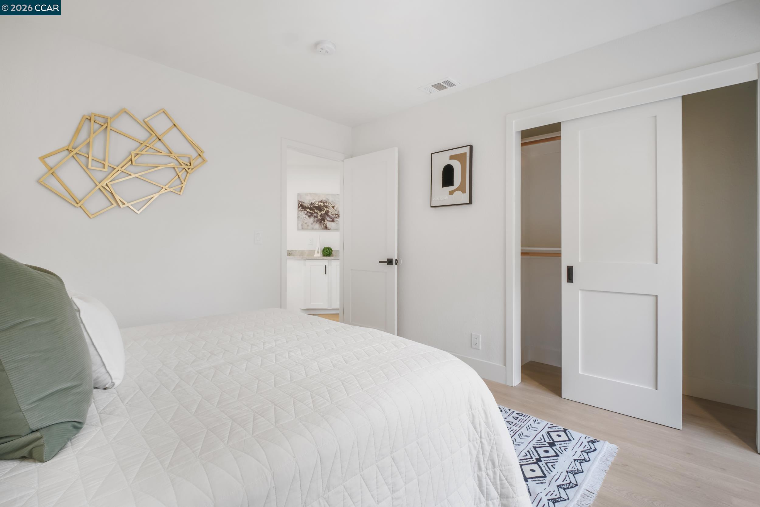 Detail Gallery Image 18 of 26 For 3863 Harlequin Ter, Fremont,  CA 94555 - 4 Beds | 2/1 Baths