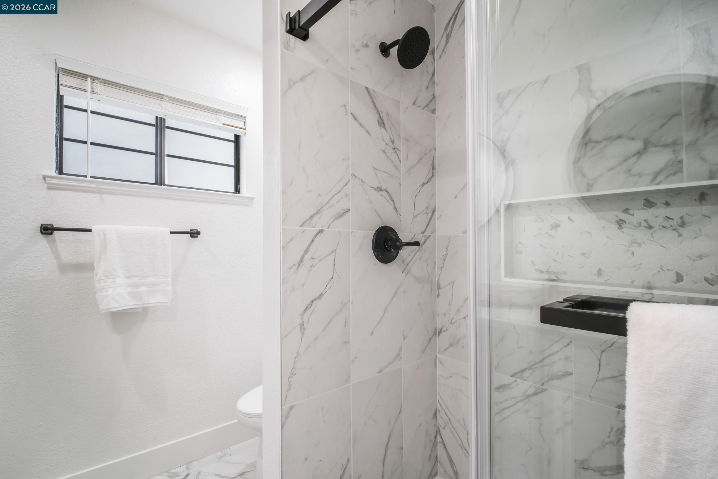 Detail Gallery Image 20 of 26 For 3863 Harlequin Ter, Fremont,  CA 94555 - 4 Beds | 2/1 Baths