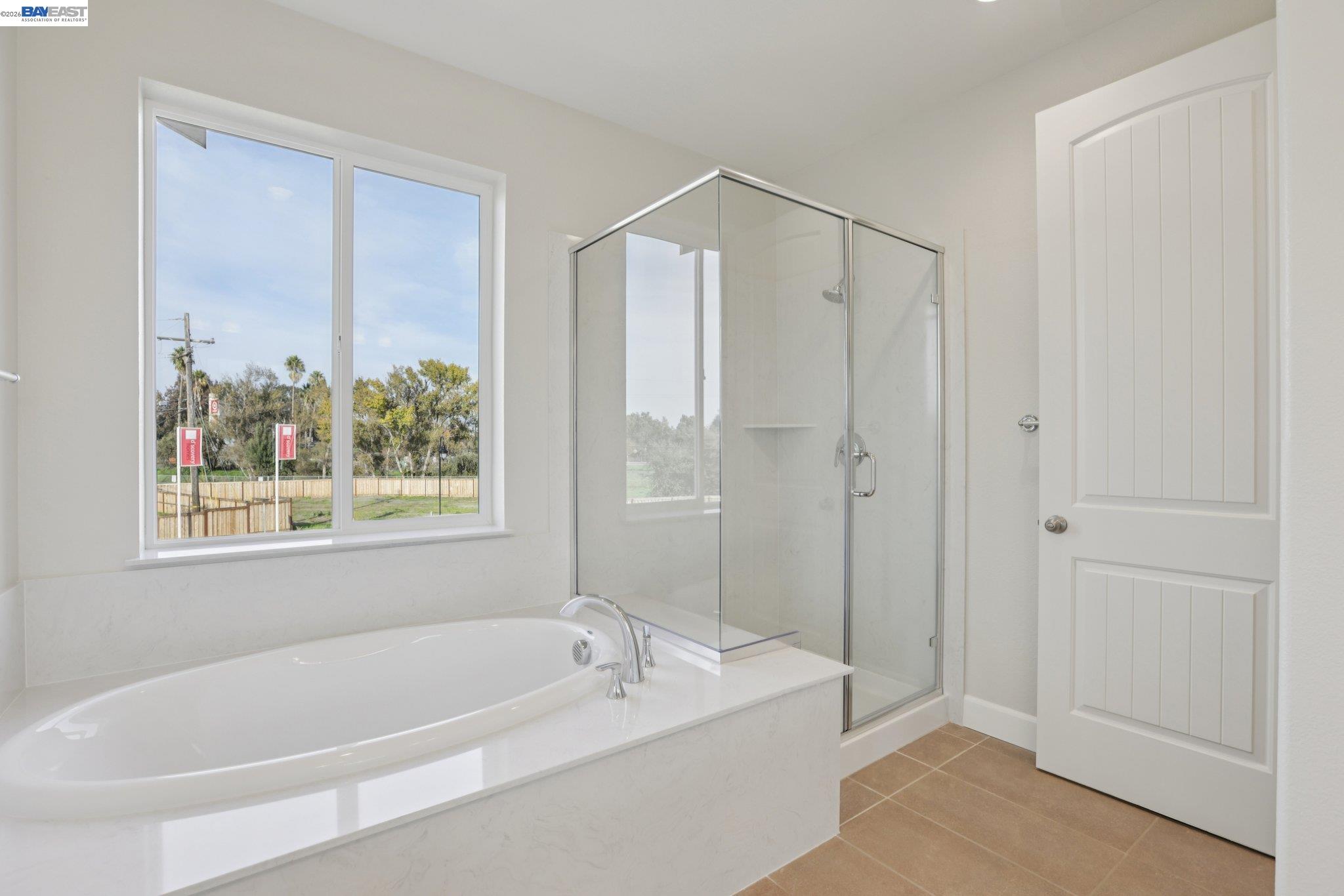 Detail Gallery Image 33 of 38 For 121 Creek View Cir, Fairfield,  CA 94533 - 3 Beds | 2/1 Baths