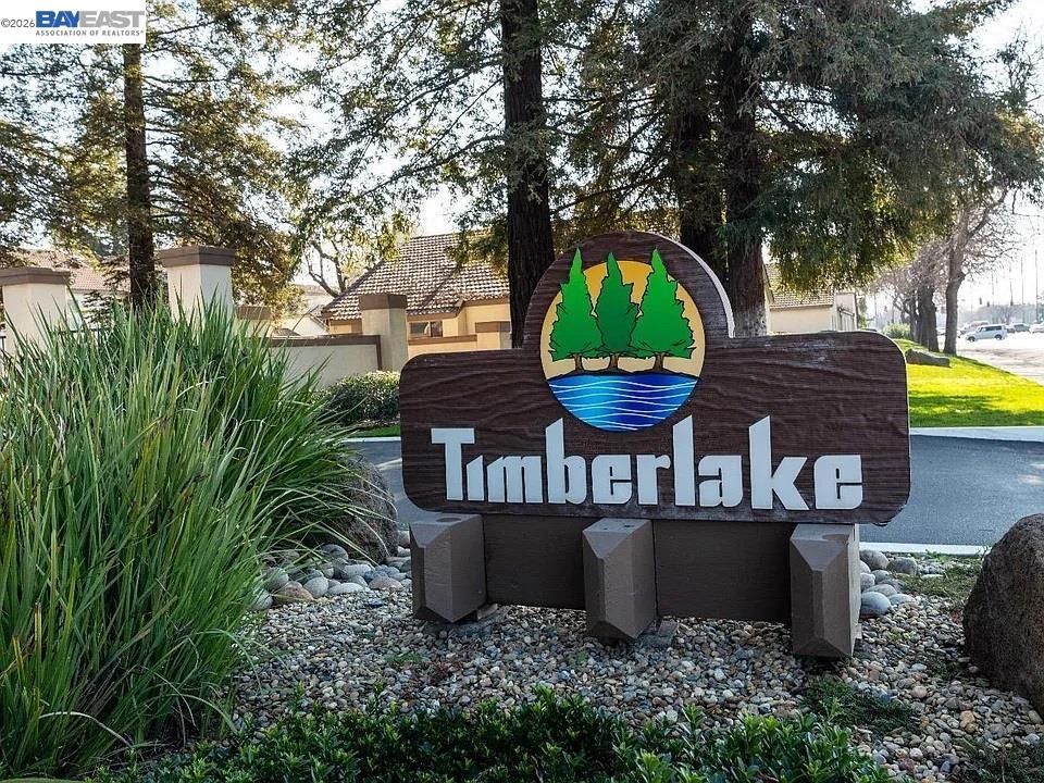 Detail Gallery Image 2 of 36 For 3701 Colonial Dr #36,  Modesto,  CA 95356 - 1 Beds | 1 Baths