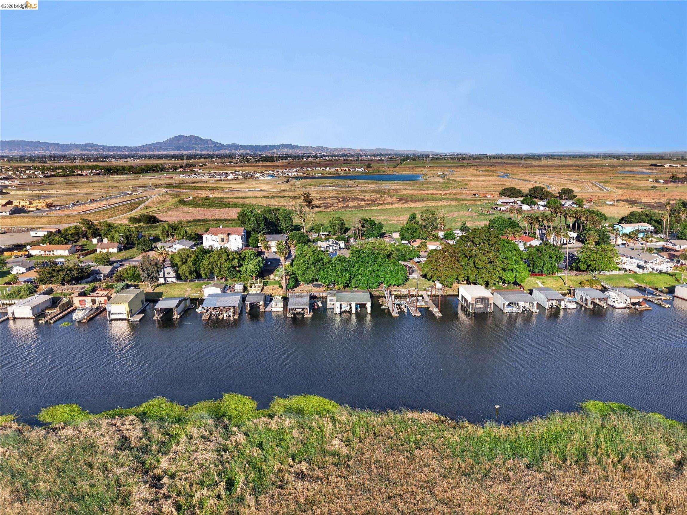 Detail Gallery Image 27 of 46 For 5014 Sandmound Blvd, Oakley,  CA 94561 - 3 Beds | 3 Baths