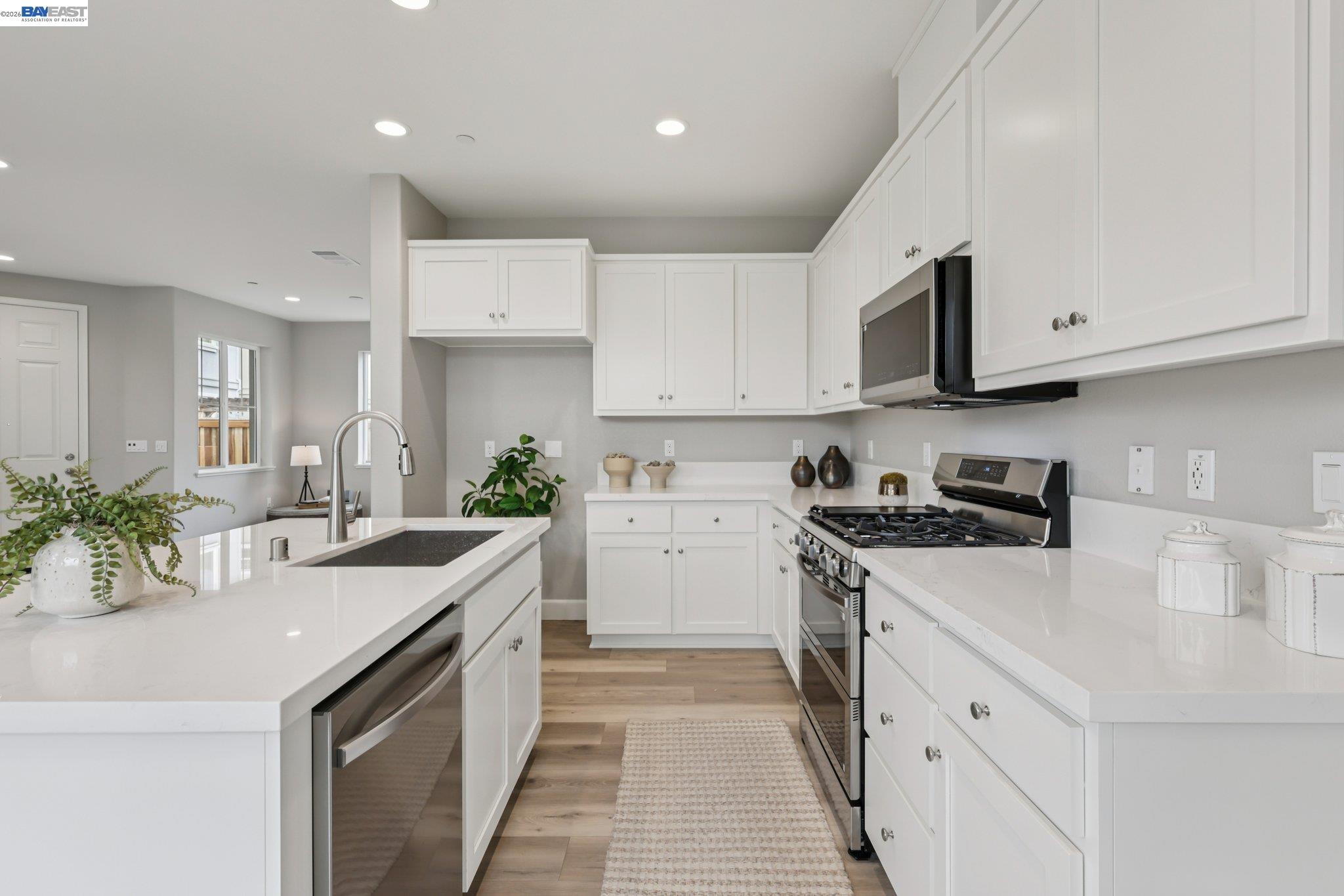 208 Mindy Way, Pittsburg CA 94565 — photo 12