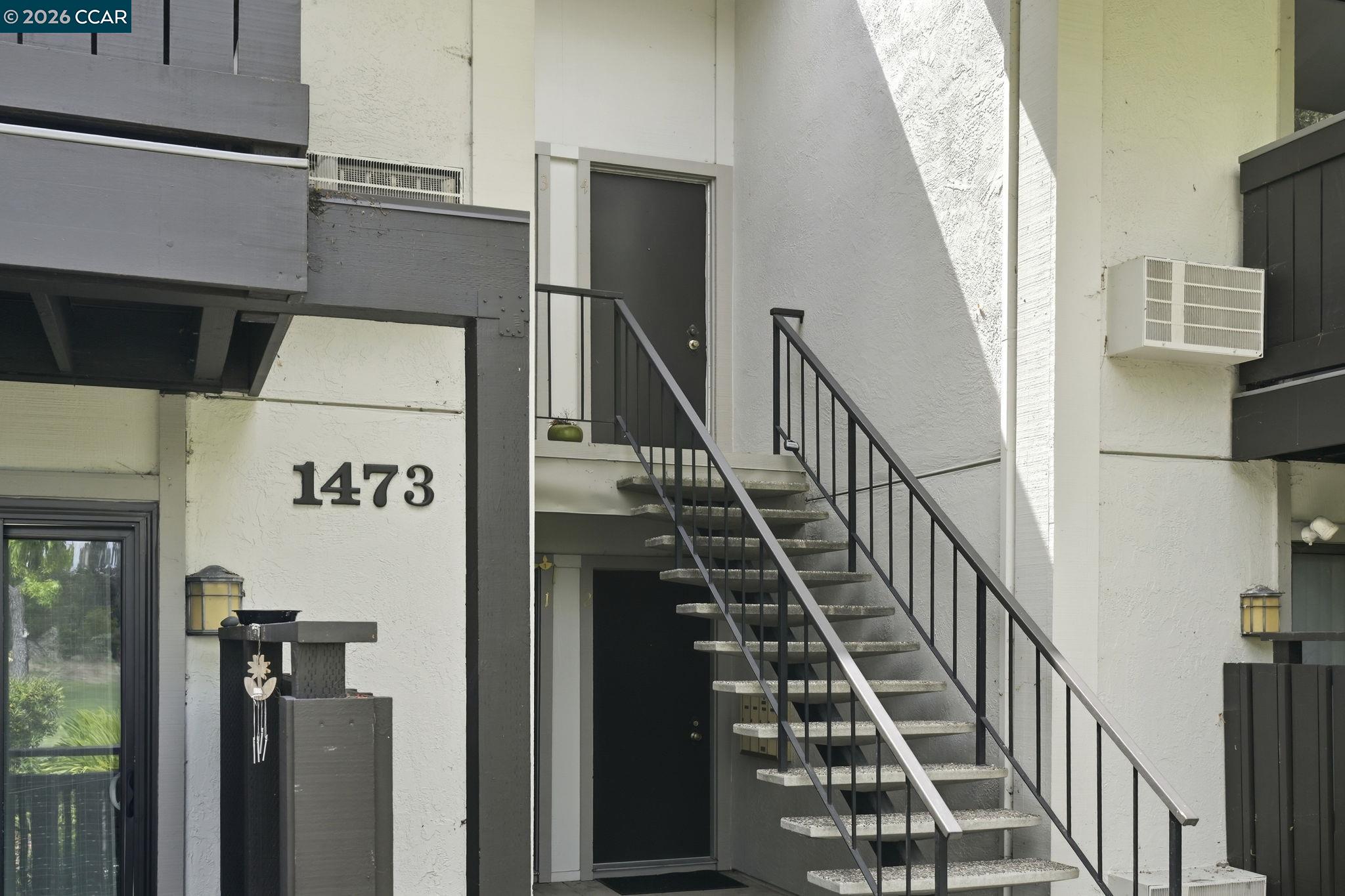 Photo #2: 41131566 Listing: Photo #2