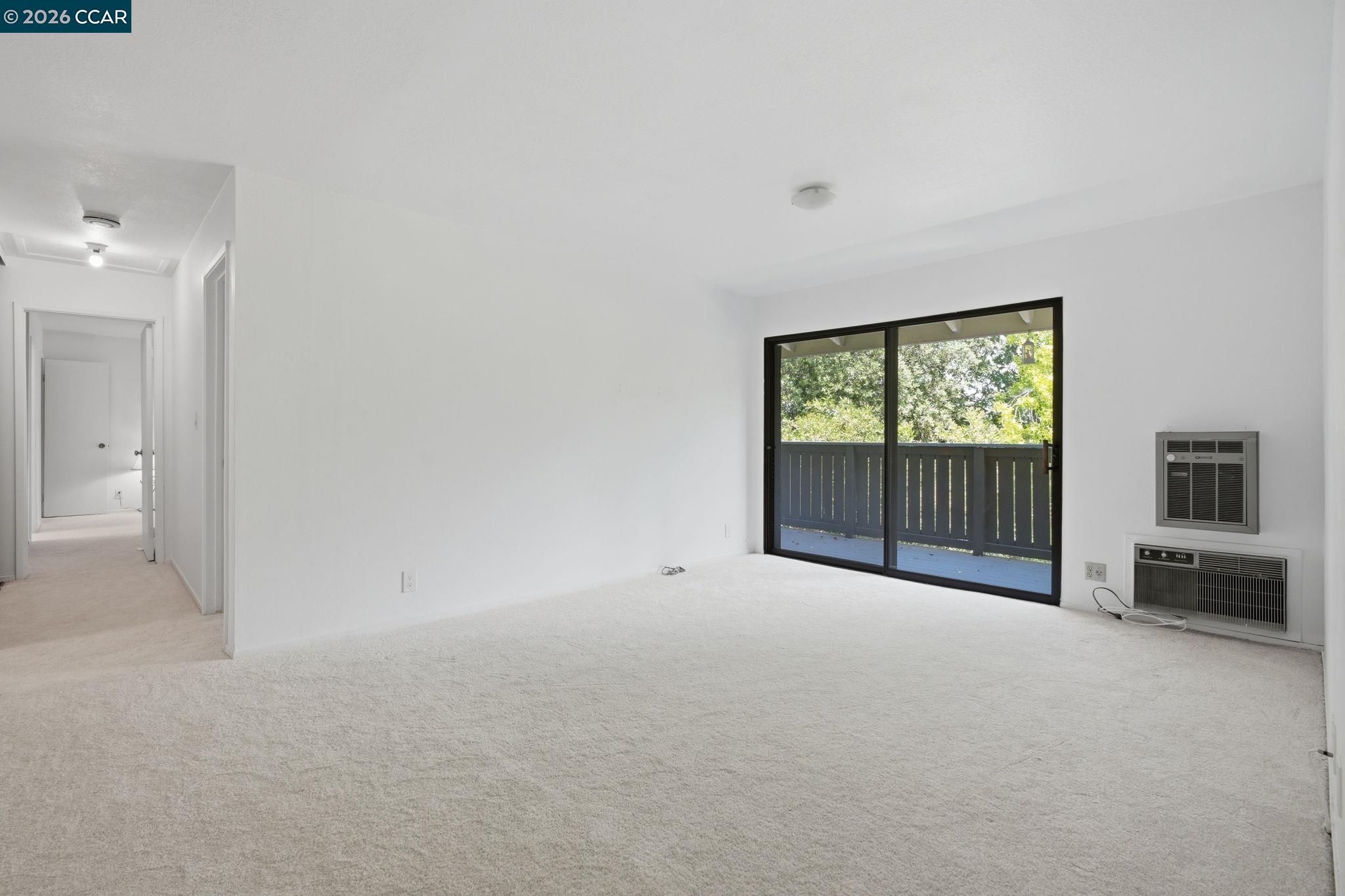 Photo #5: 41131566 Listing: Photo #5