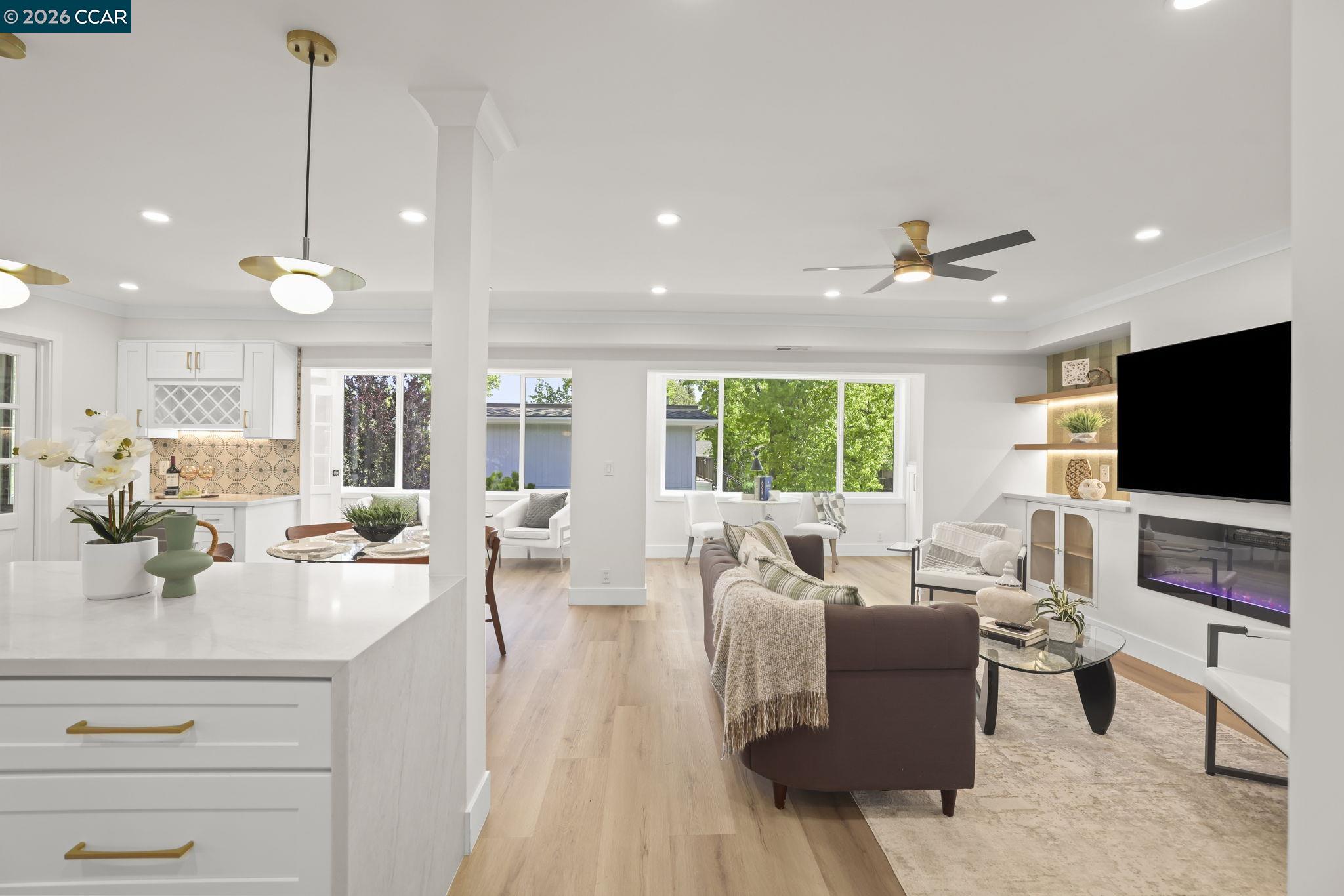 Photo #5: 41131570 Listing: Photo #5