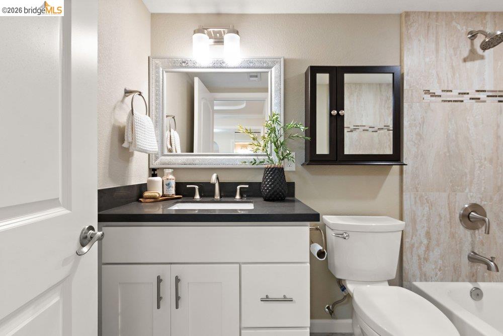 Photo #16: 41131571 Listing: Photo #16