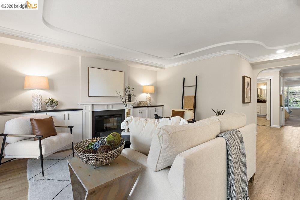 Photo #5: 41131571 Listing: Photo #5