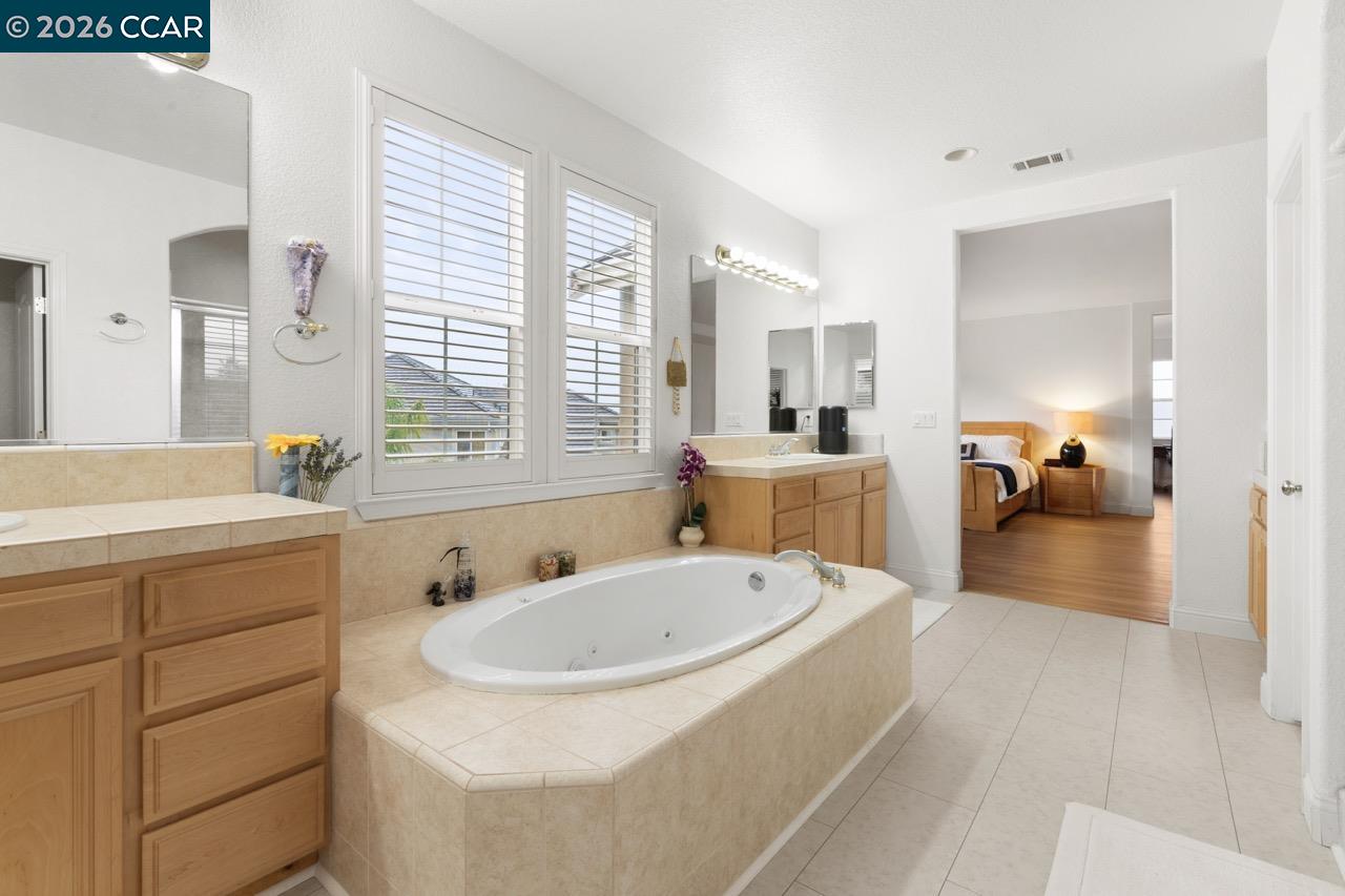 995 Rosehedge Court, Concord, CA, 94521