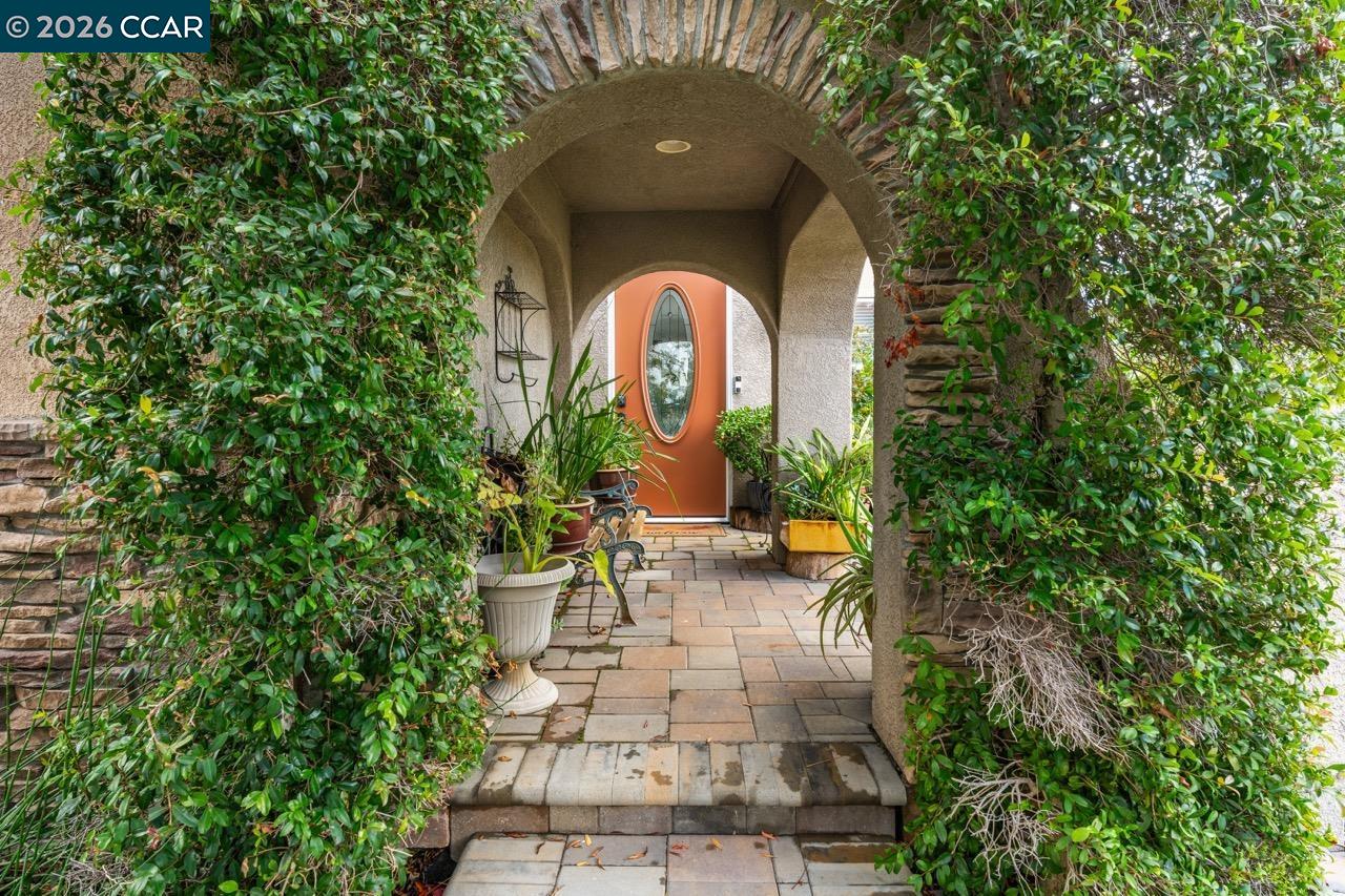 995 Rosehedge Court, Concord, CA, 94521