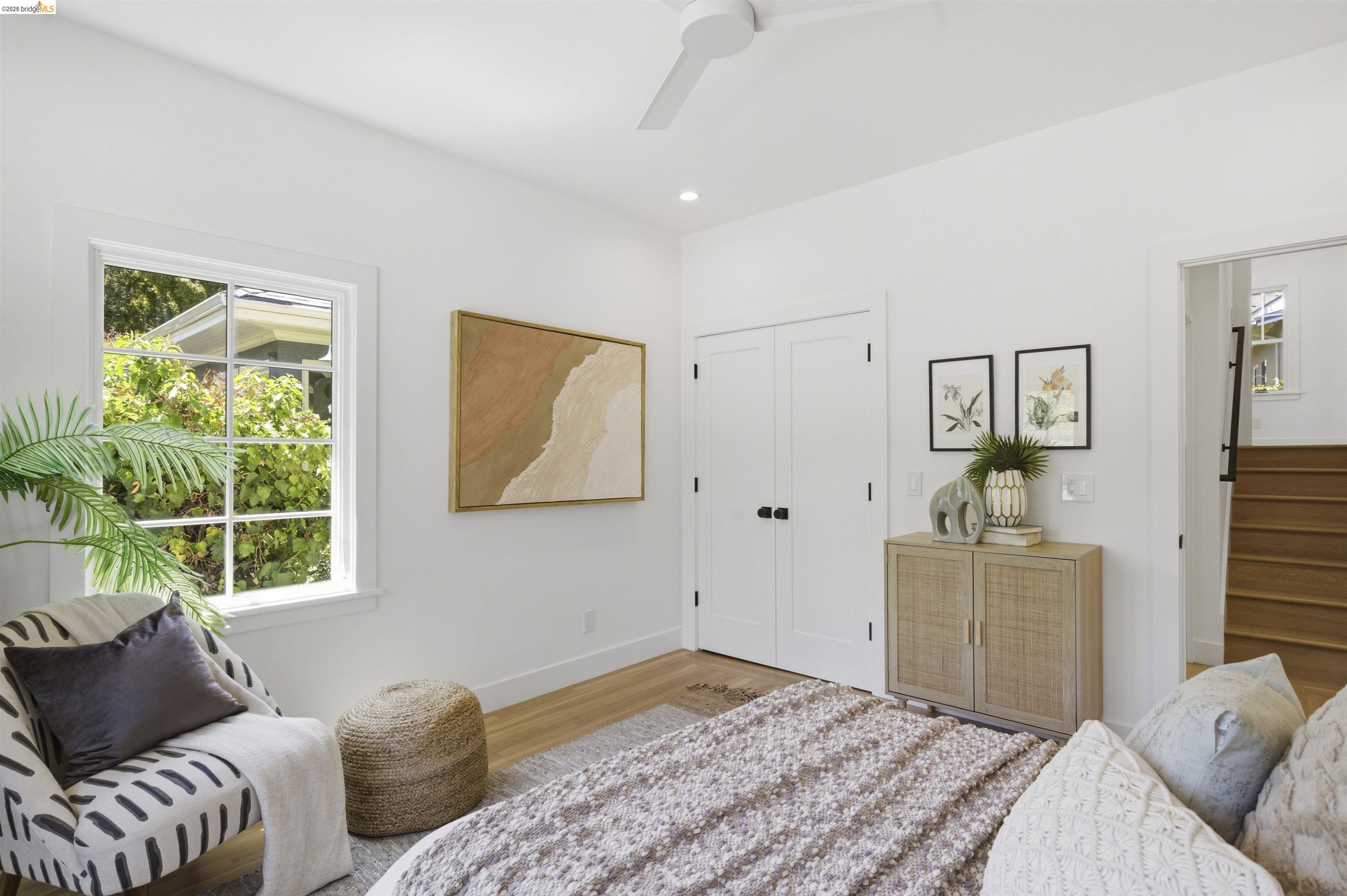 Detail Gallery Image 20 of 43 For 1541 Grand Ave, Piedmont,  CA 94611 - 3 Beds | 2 Baths