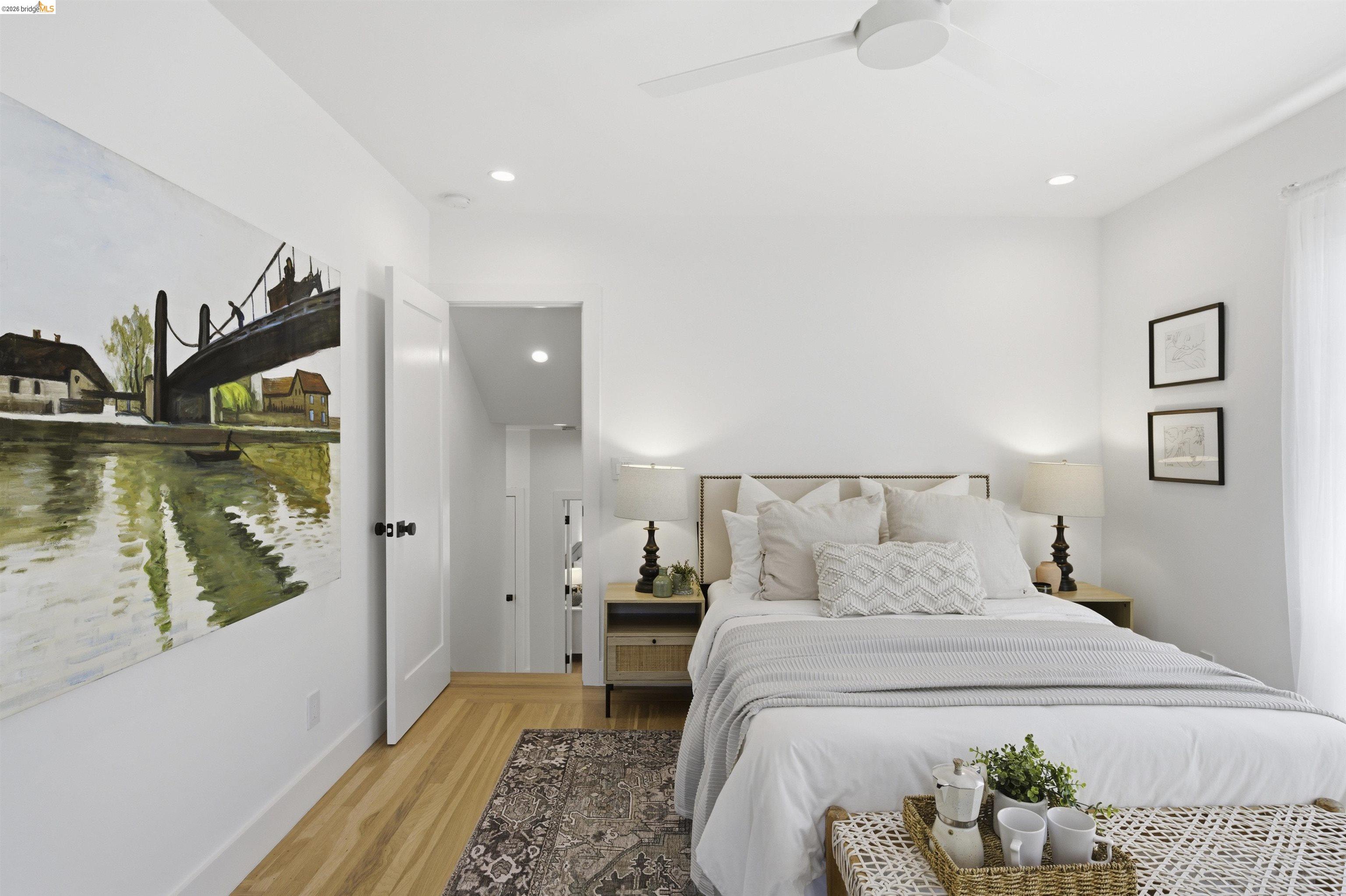 Detail Gallery Image 28 of 43 For 1541 Grand Ave, Piedmont,  CA 94611 - 3 Beds | 2 Baths