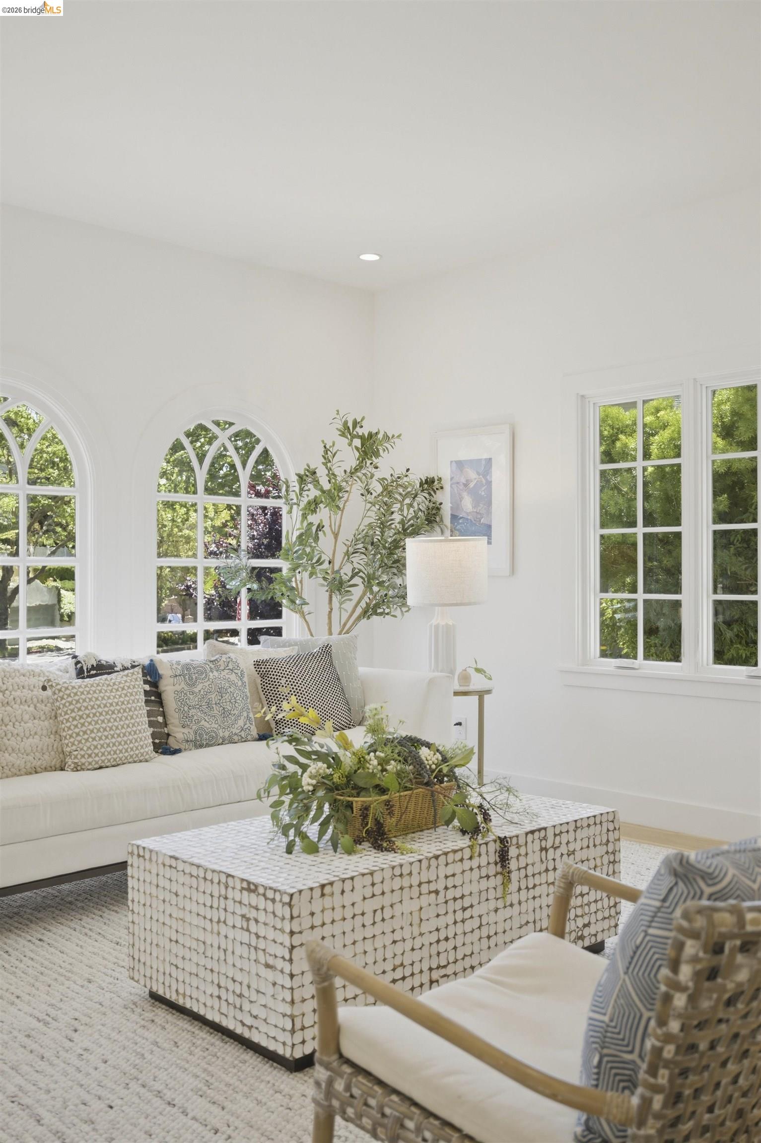 Detail Gallery Image 36 of 43 For 1541 Grand Ave, Piedmont,  CA 94611 - 3 Beds | 2 Baths