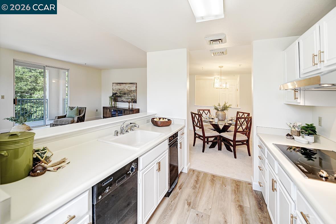 1840 Tice Creek UNIT 2320, Walnut Creek, CA, 94595
