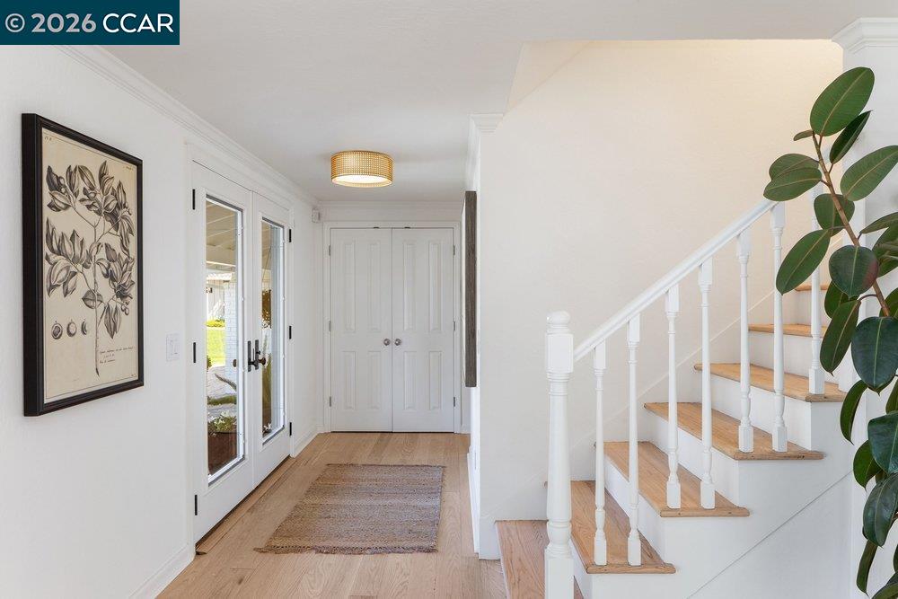 Detail Gallery Image 16 of 37 For 26 Juniper Way, Moraga,  CA 94556 - 3 Beds | 2/1 Baths