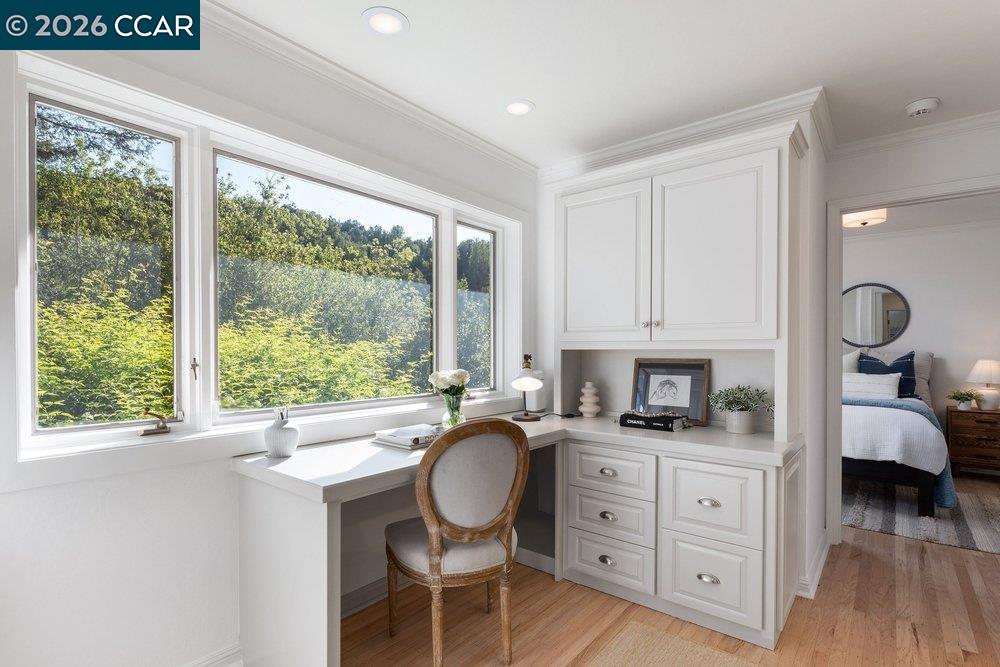 Detail Gallery Image 23 of 37 For 26 Juniper Way, Moraga,  CA 94556 - 3 Beds | 2/1 Baths