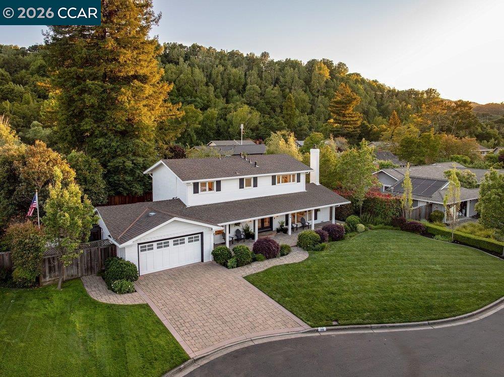 Detail Gallery Image 35 of 37 For 26 Juniper Way, Moraga,  CA 94556 - 3 Beds | 2/1 Baths