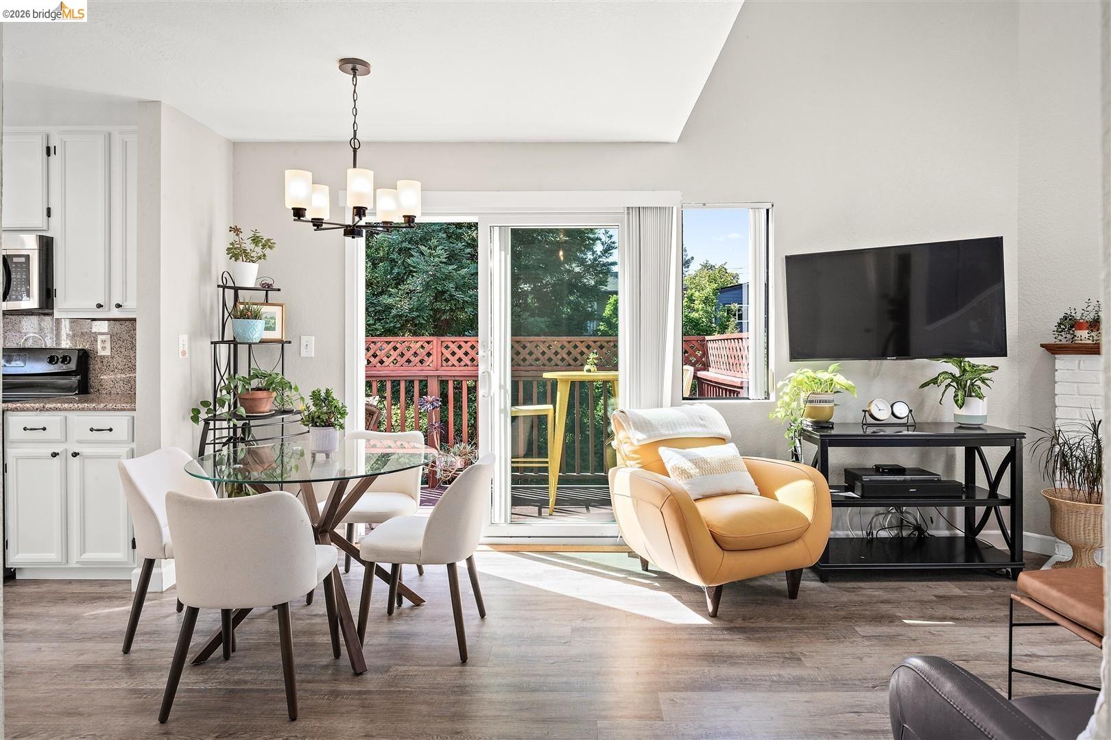 Photo #6: 41131589 Listing: Photo #6