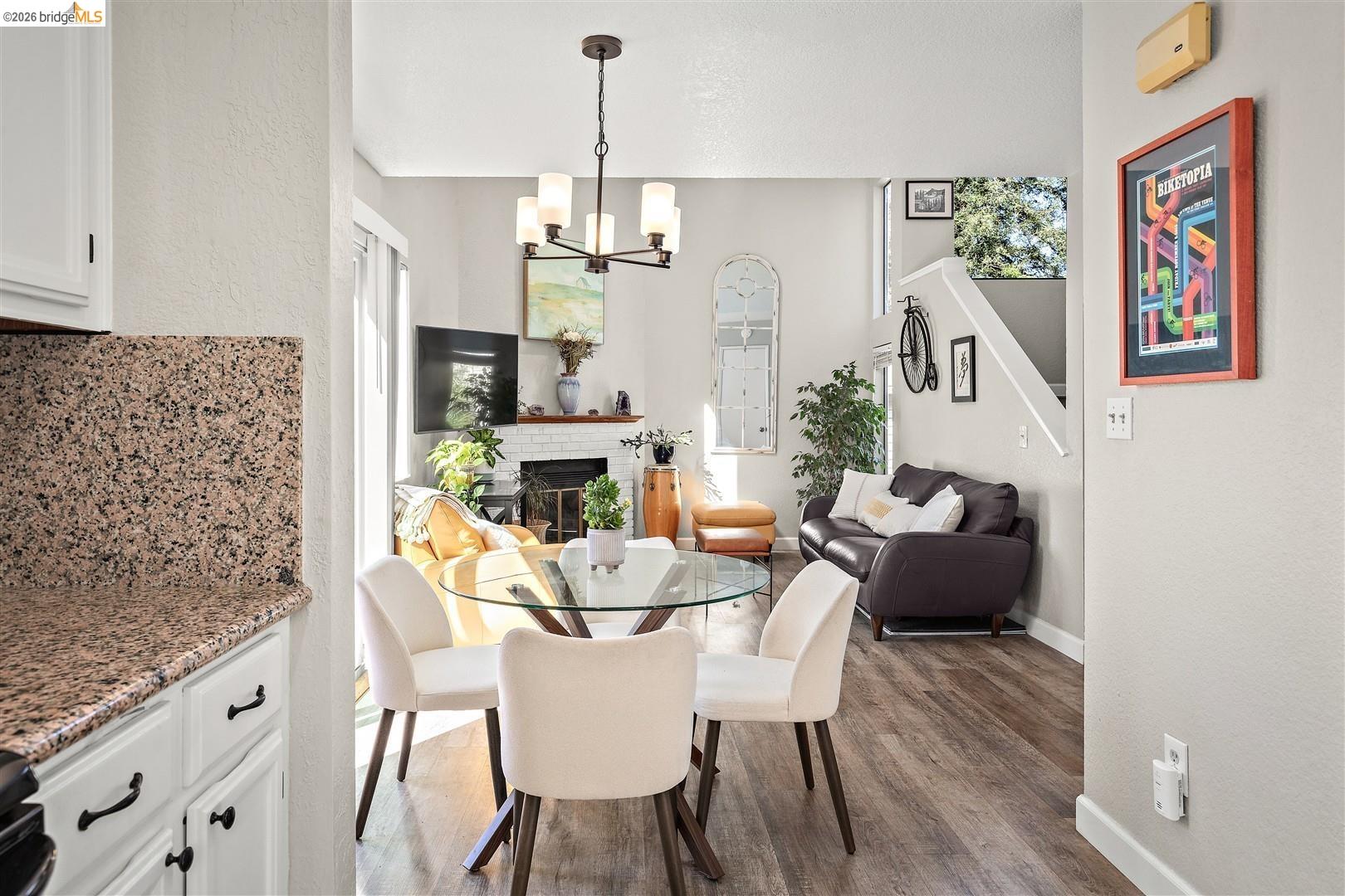 Photo #7: 41131589 Listing: Photo #7