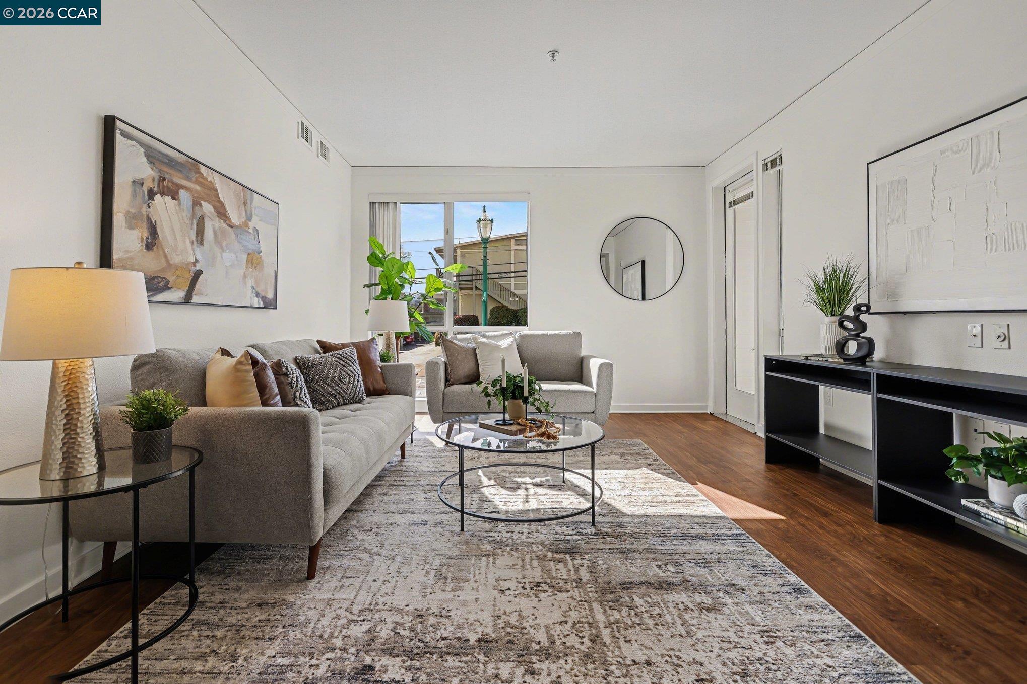 Photo #7: 41131593 Listing: Photo #7