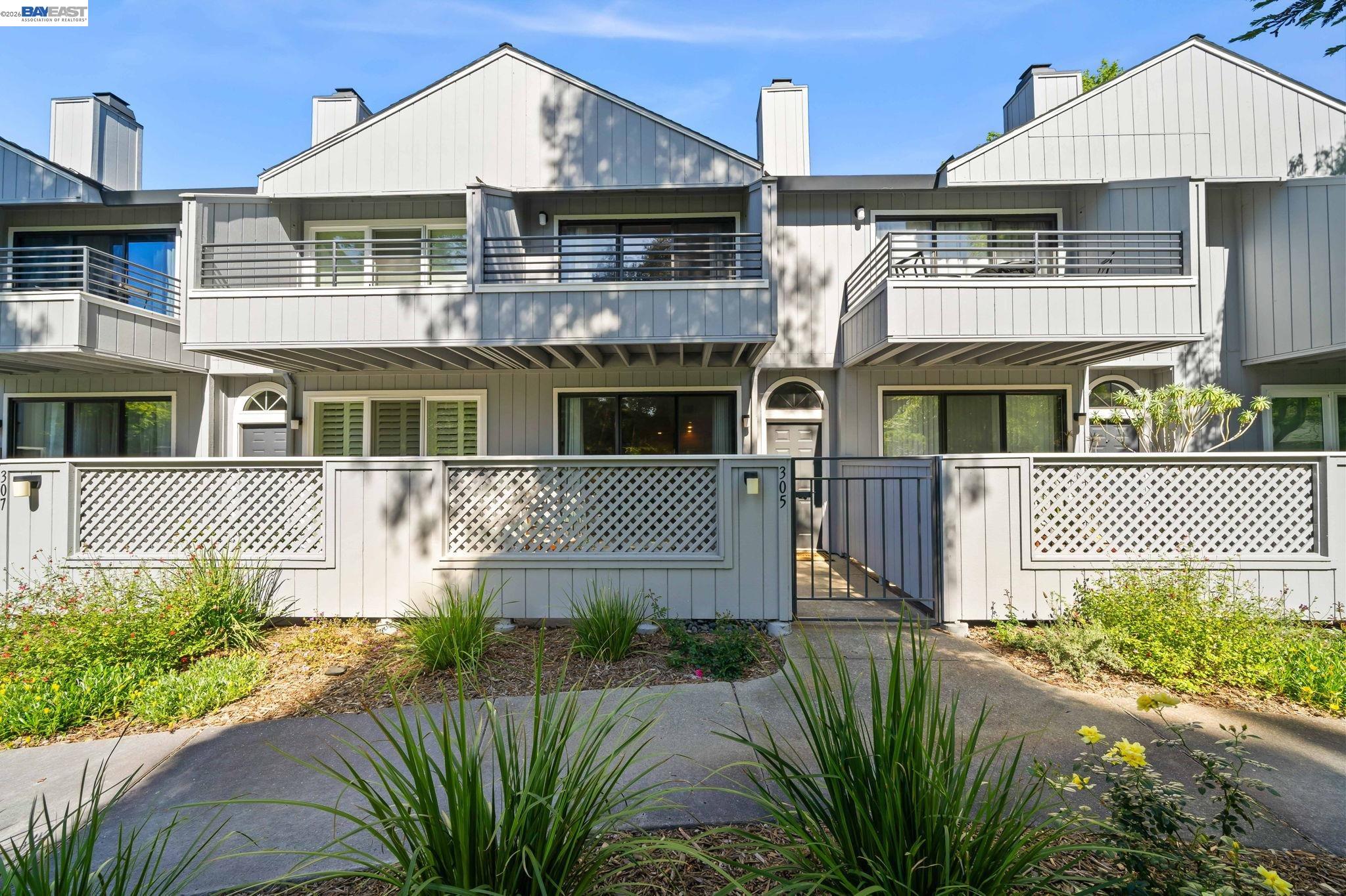 Photo #1: 41131602 Listing: Photo #1