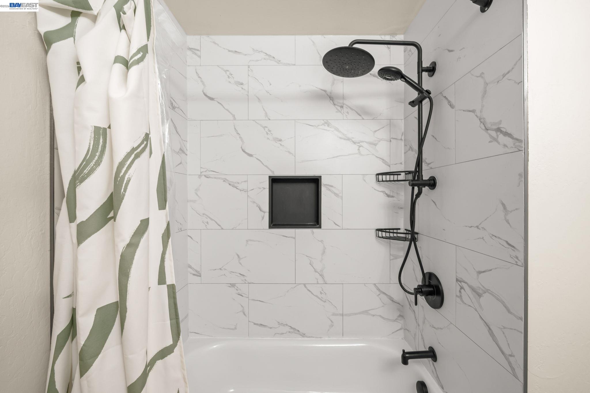 Photo #23: 41131602 Listing: Photo #23