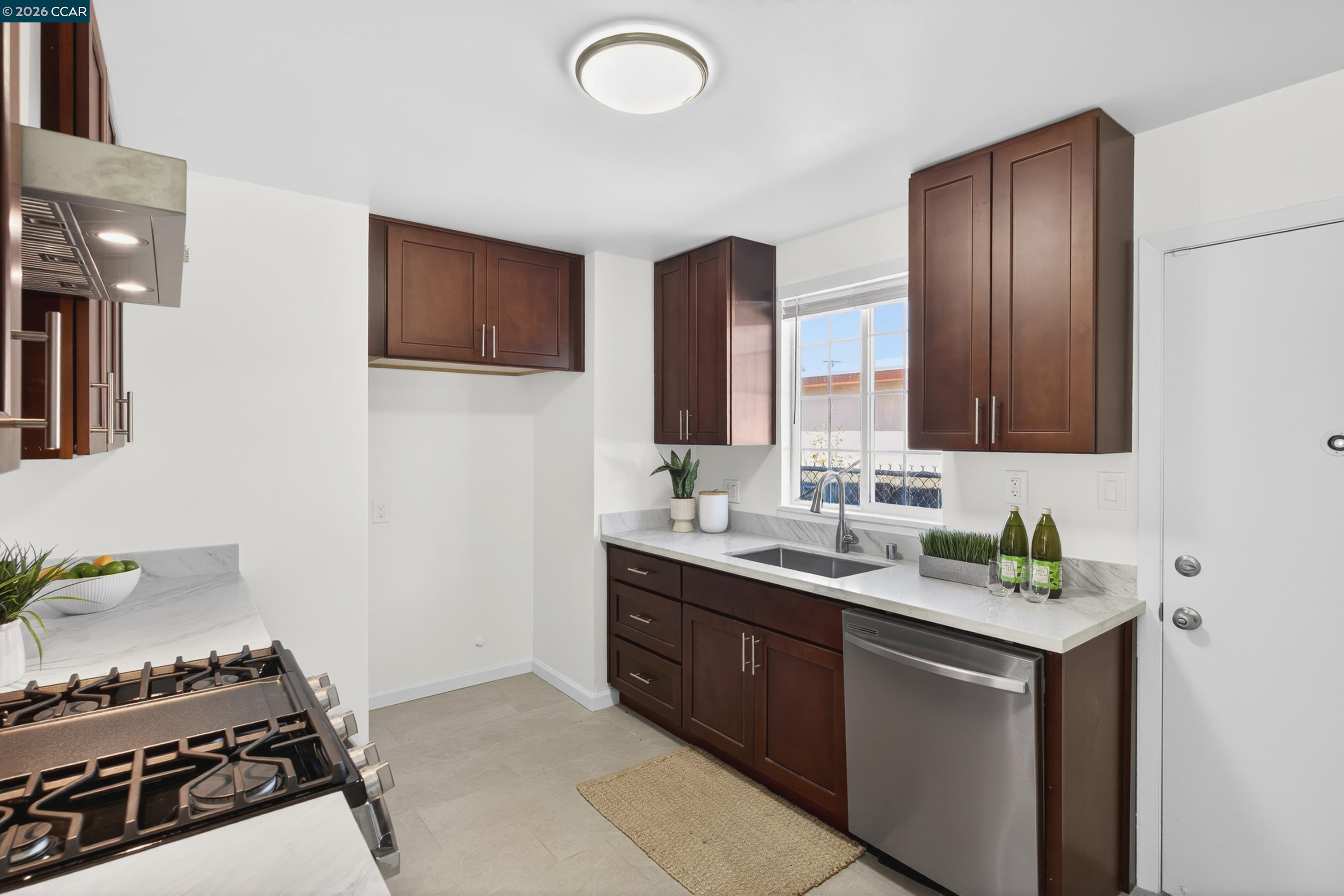 Detail Gallery Image 15 of 49 For 335 S 26th St, Richmond,  CA 94804 - 2 Beds | 1 Baths