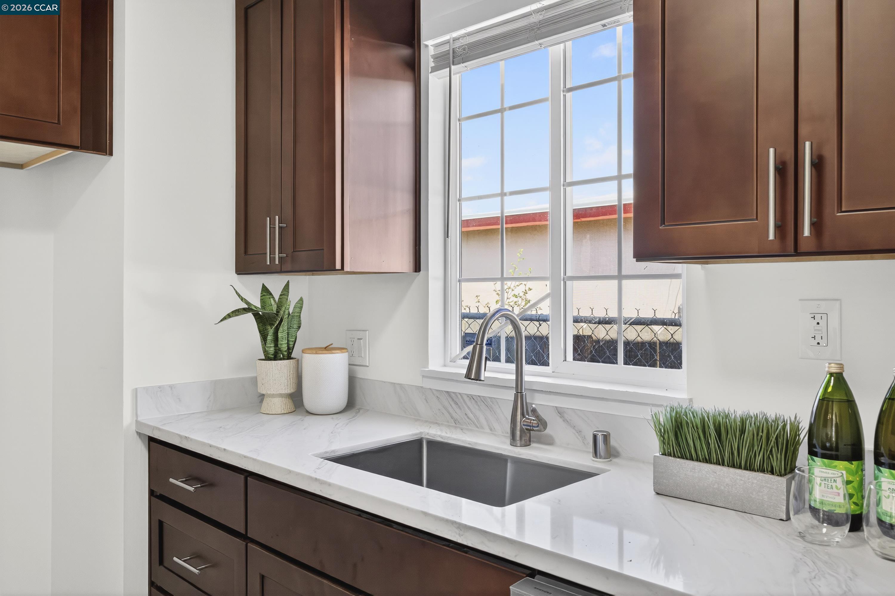 Detail Gallery Image 16 of 49 For 335 S 26th St, Richmond,  CA 94804 - 2 Beds | 1 Baths