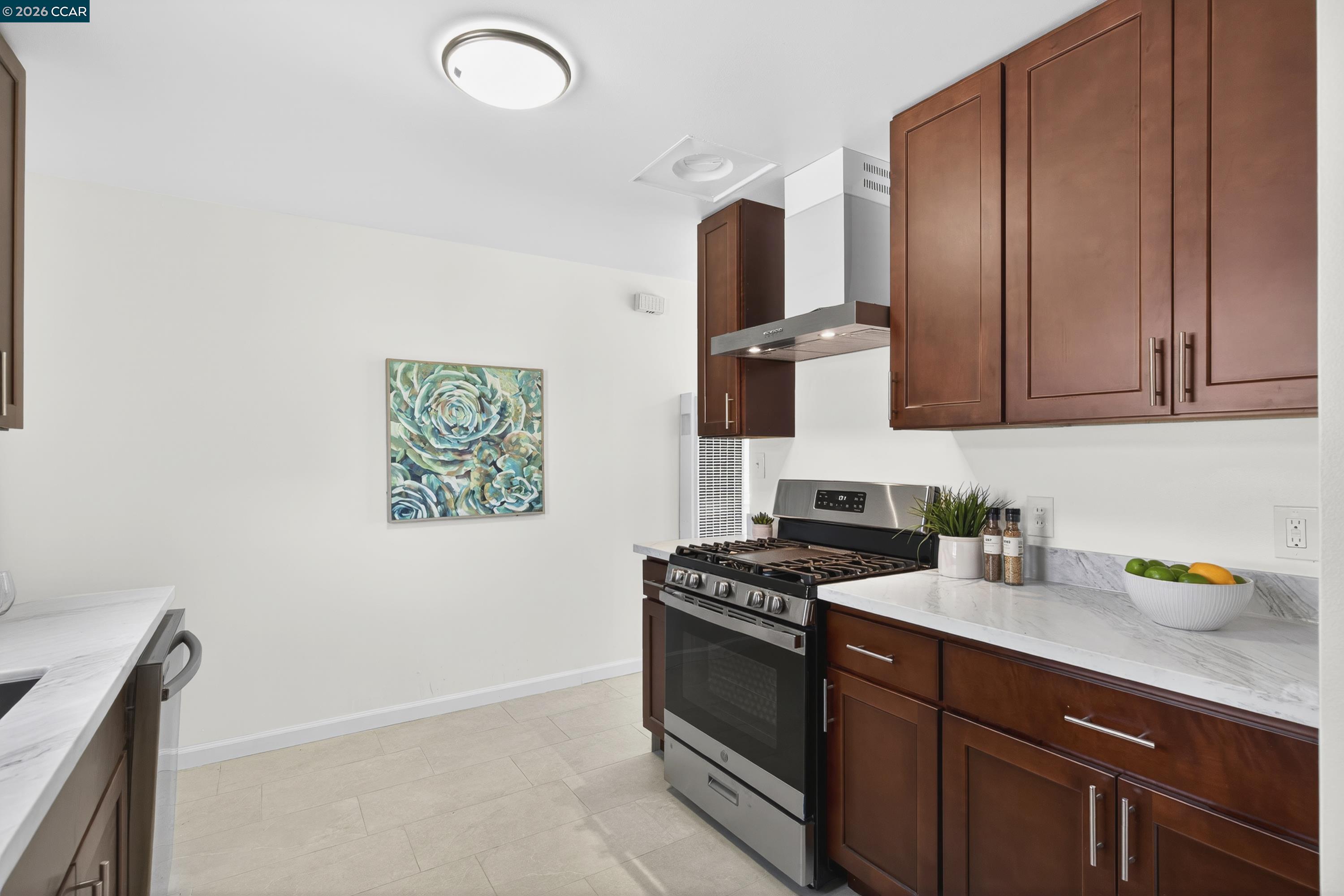 Detail Gallery Image 17 of 49 For 335 S 26th St, Richmond,  CA 94804 - 2 Beds | 1 Baths