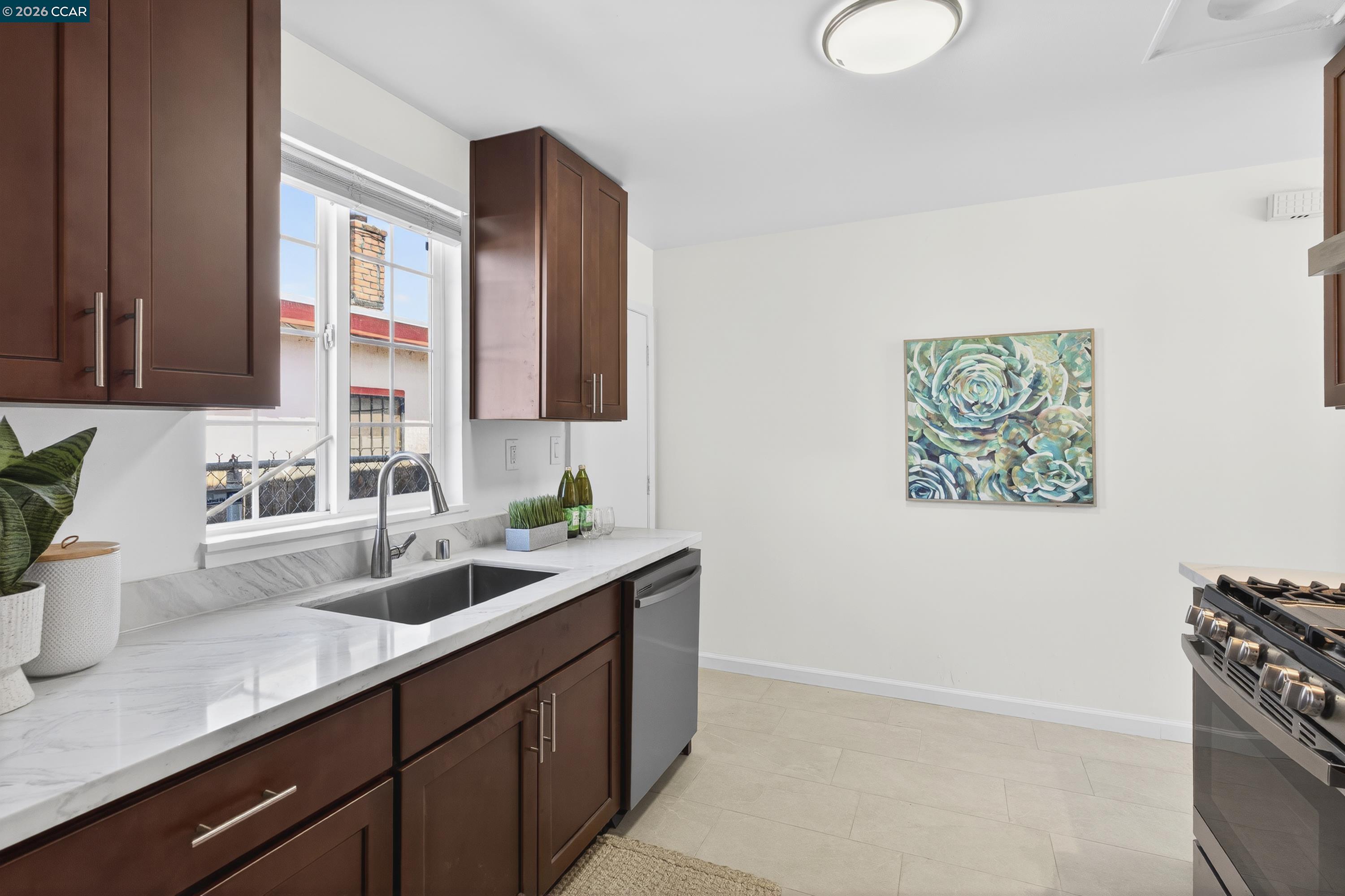 Detail Gallery Image 18 of 49 For 335 S 26th St, Richmond,  CA 94804 - 2 Beds | 1 Baths