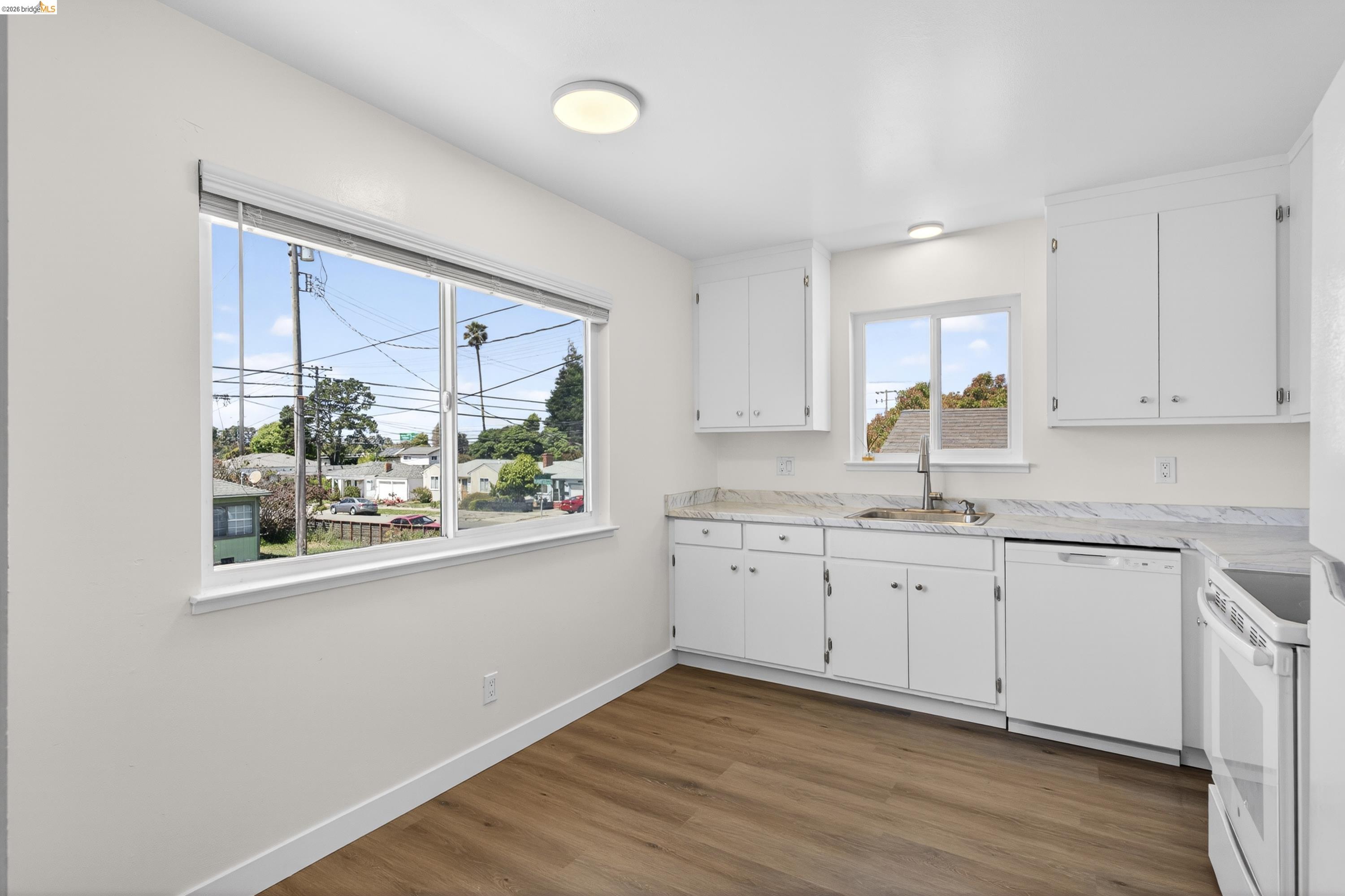 Detail Gallery Image 12 of 82 For 1114 S 57th St, Richmond,  CA 94804 - – Beds | – Baths