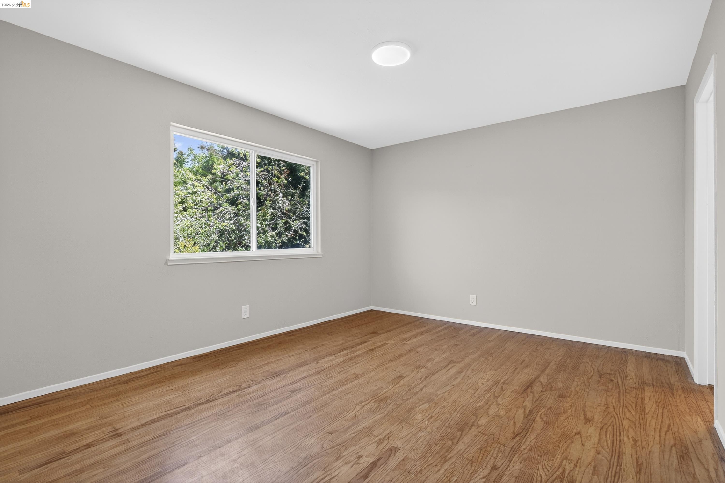 Detail Gallery Image 15 of 82 For 1114 S 57th St, Richmond,  CA 94804 - – Beds | – Baths