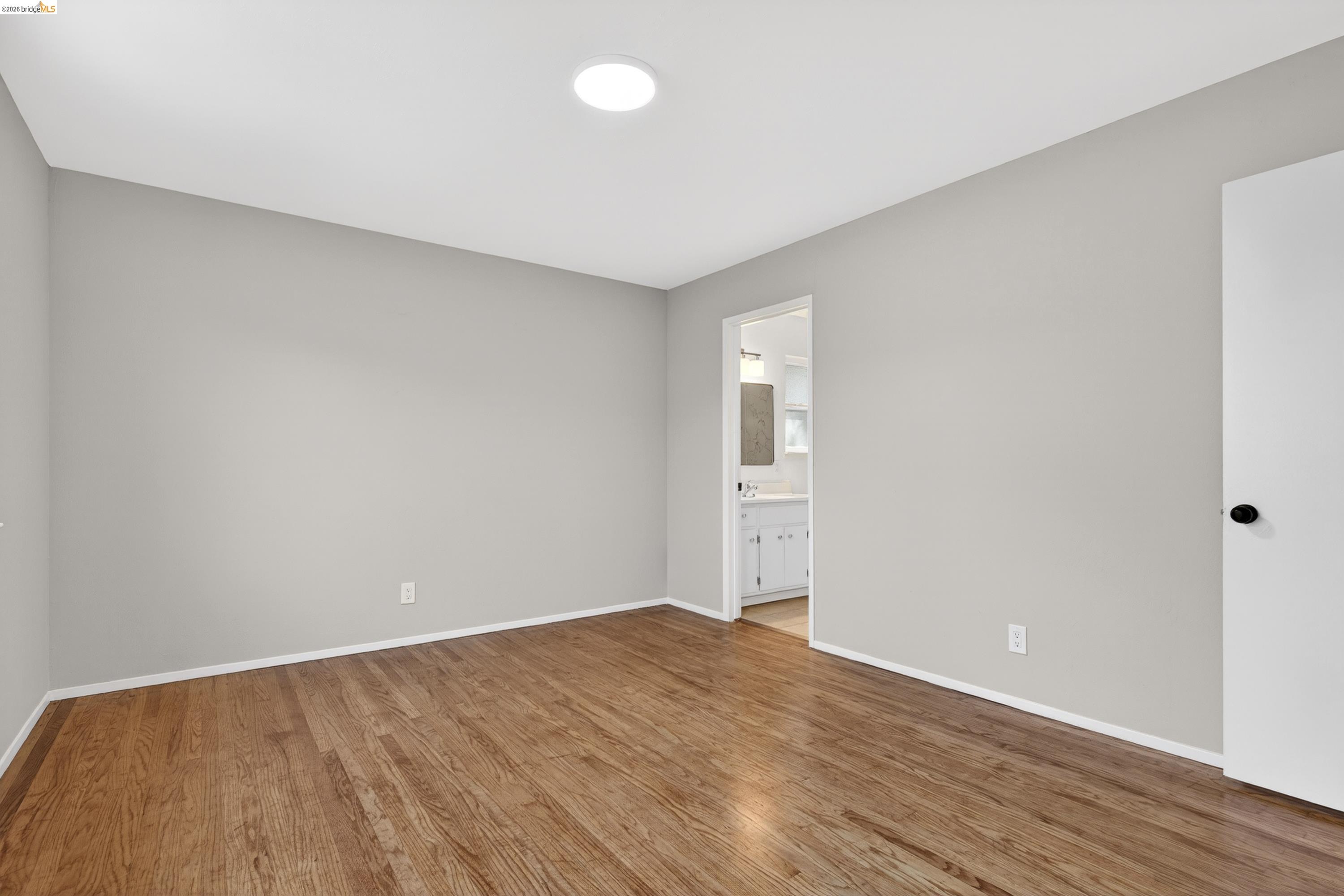 Detail Gallery Image 17 of 82 For 1114 S 57th St, Richmond,  CA 94804 - – Beds | – Baths