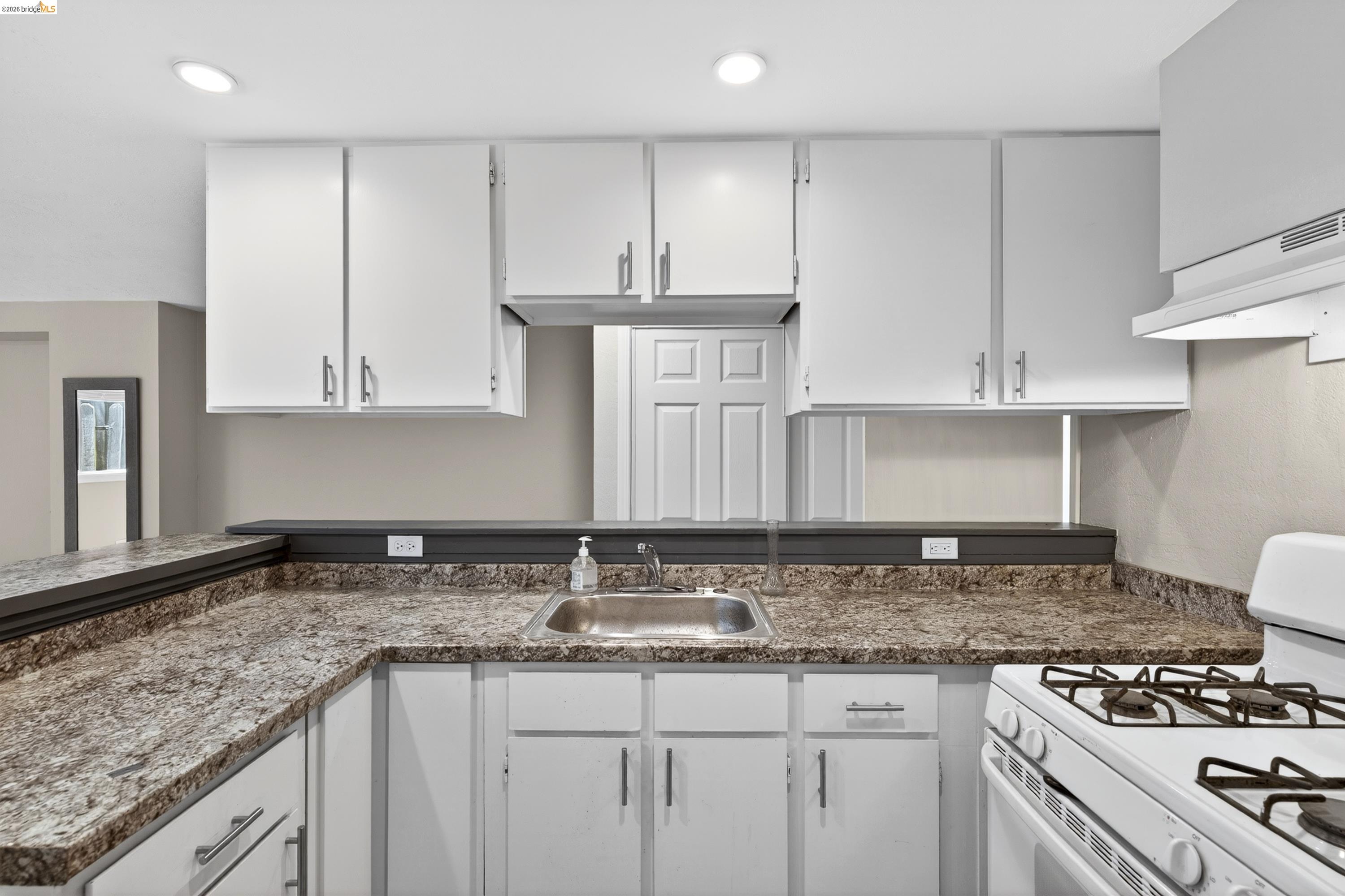 Detail Gallery Image 39 of 82 For 1114 S 57th St, Richmond,  CA 94804 - – Beds | – Baths