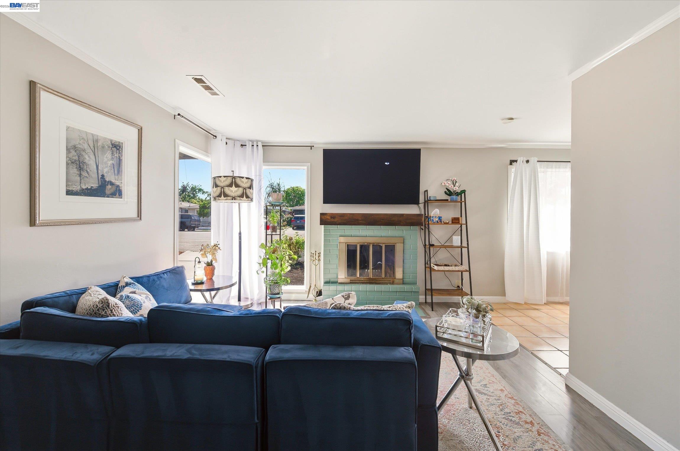 Front Image Thumbnail for BE41131617