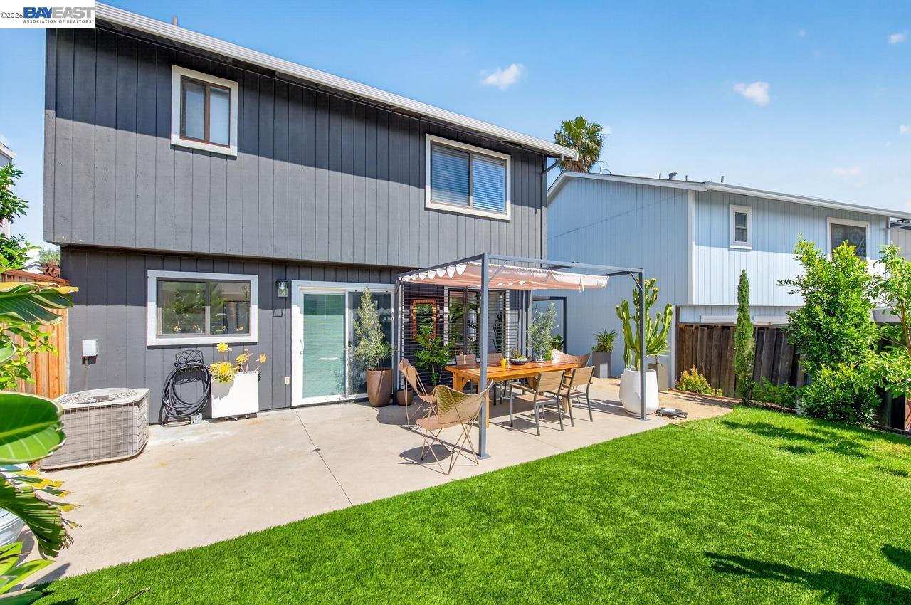 Detail Gallery Image 35 of 52 For 365 Waterview Pl, Bay Point,  CA 94565 - 3 Beds | 2/1 Baths