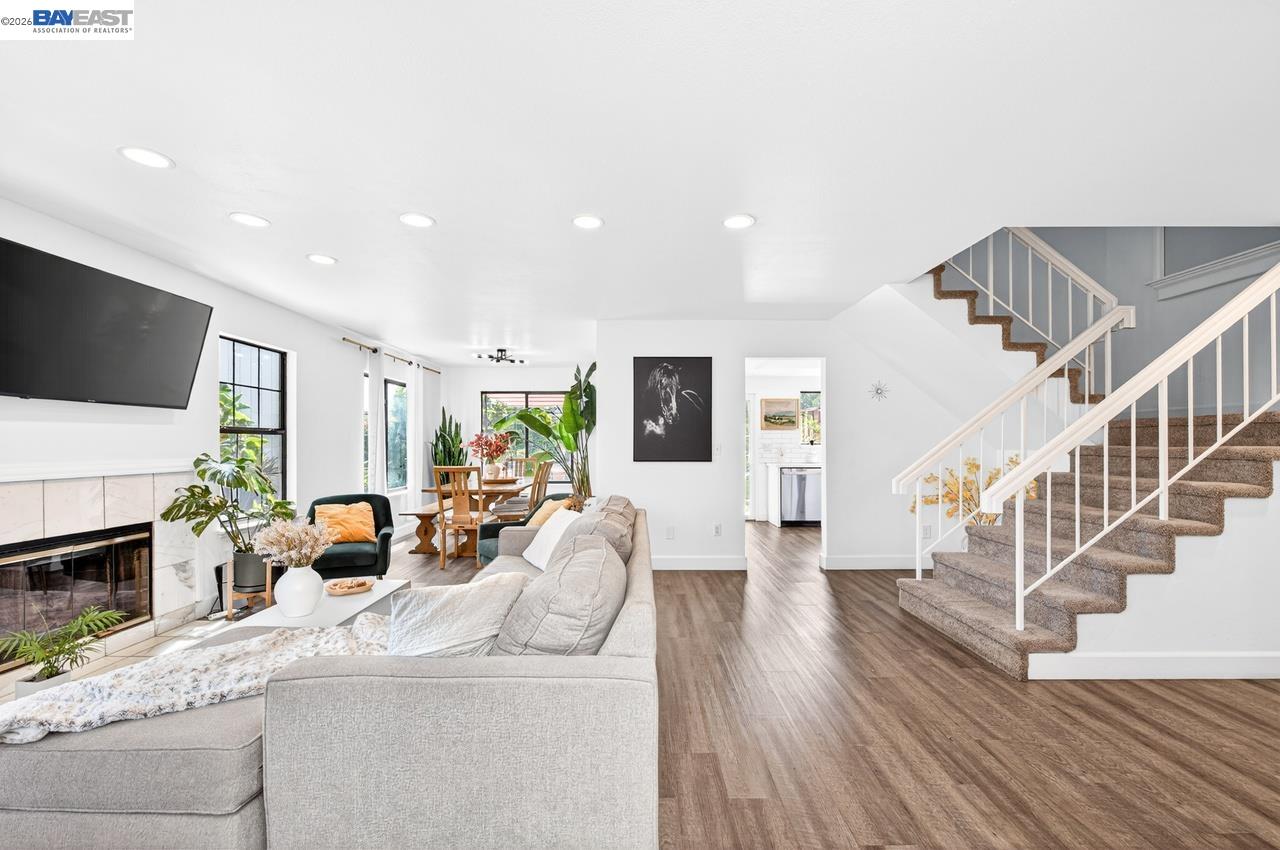 Detail Gallery Image 8 of 52 For 365 Waterview Pl, Bay Point,  CA 94565 - 3 Beds | 2/1 Baths