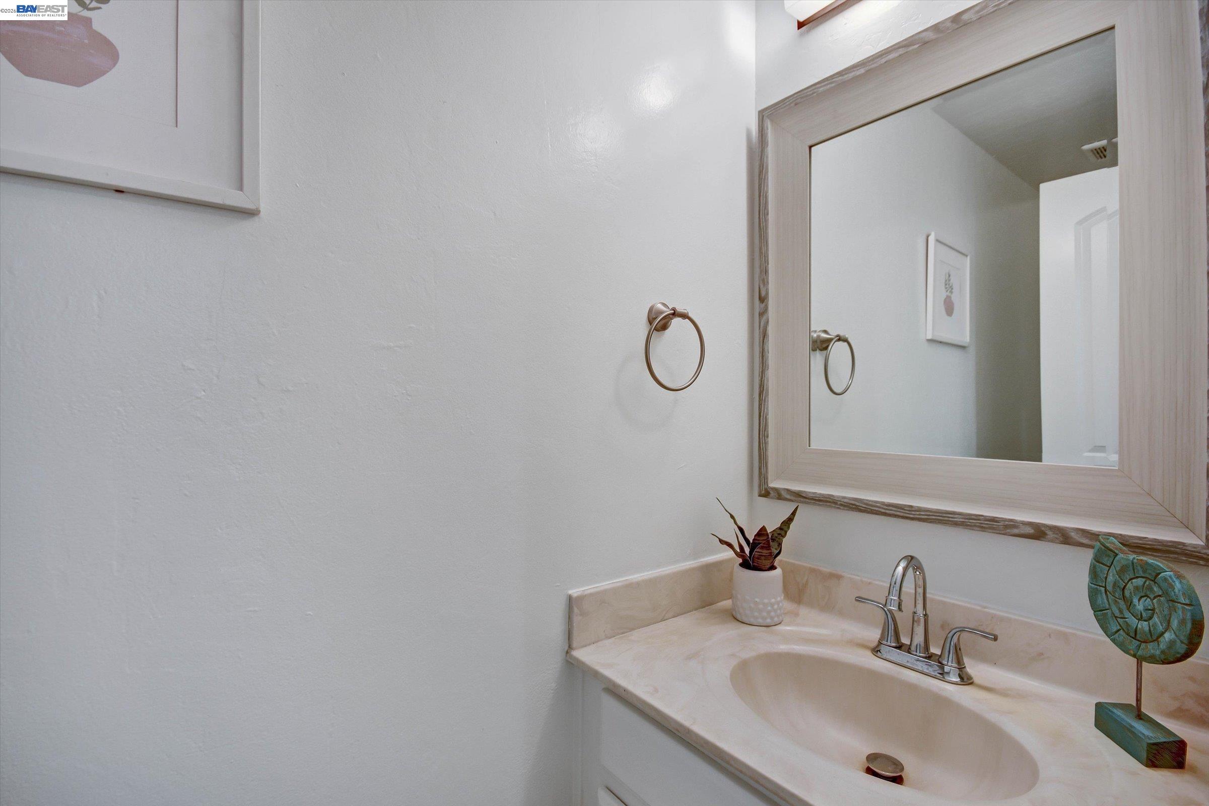 Detail Gallery Image 18 of 47 For 1163 Cherryview Ln, San Jose,  CA 95118 - 3 Beds | 2/1 Baths