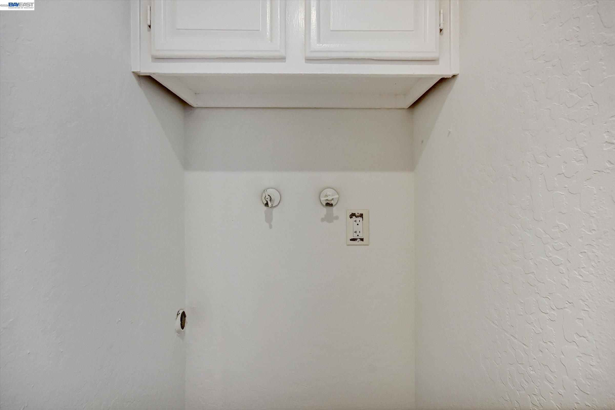 Detail Gallery Image 19 of 47 For 1163 Cherryview Ln, San Jose,  CA 95118 - 3 Beds | 2/1 Baths