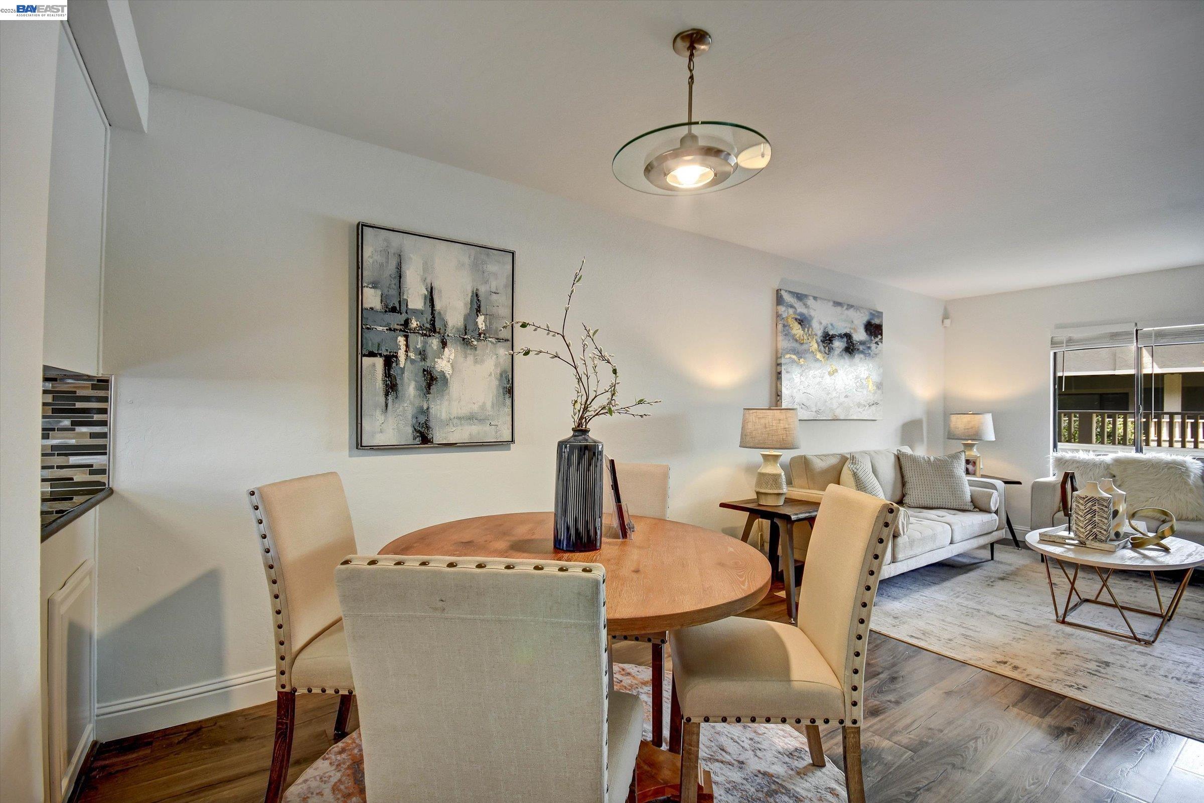 Detail Gallery Image 3 of 47 For 1163 Cherryview Ln, San Jose,  CA 95118 - 3 Beds | 2/1 Baths