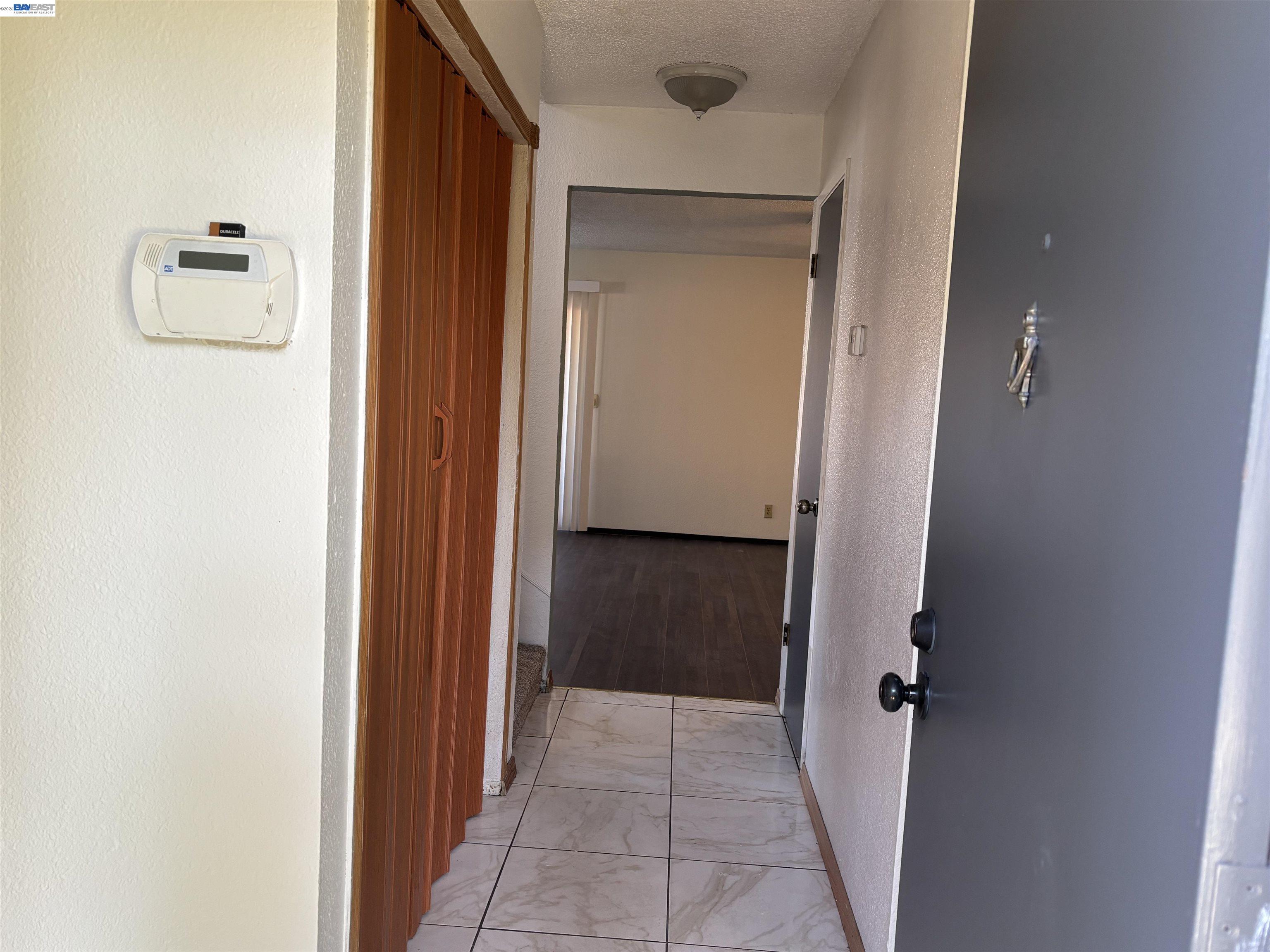 Detail Gallery Image 2 of 18 For 1930 Grande Cir #77,  Fairfield,  CA 94533 - 2 Beds | 1/1 Baths