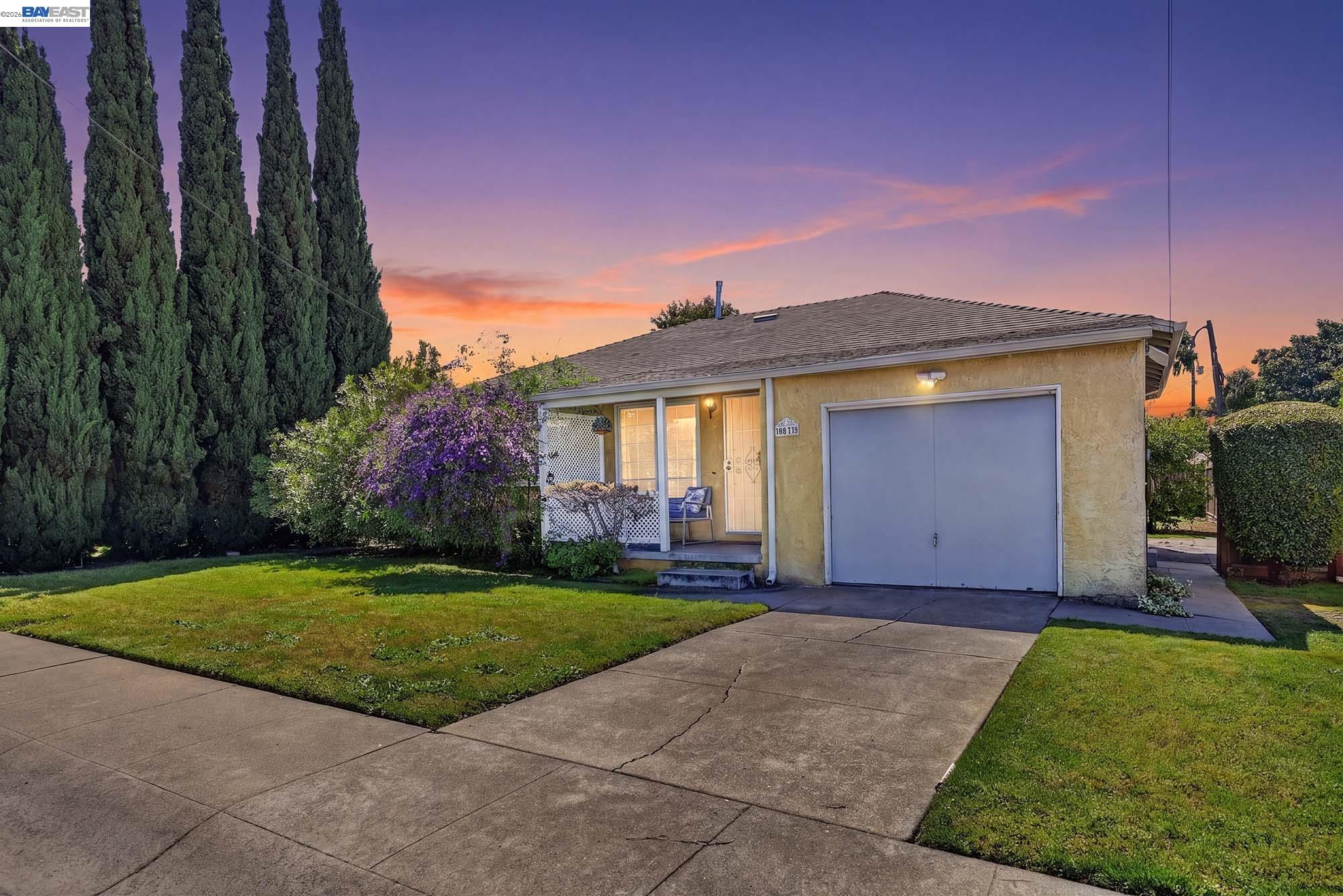 Front Image Thumbnail for BE41131642