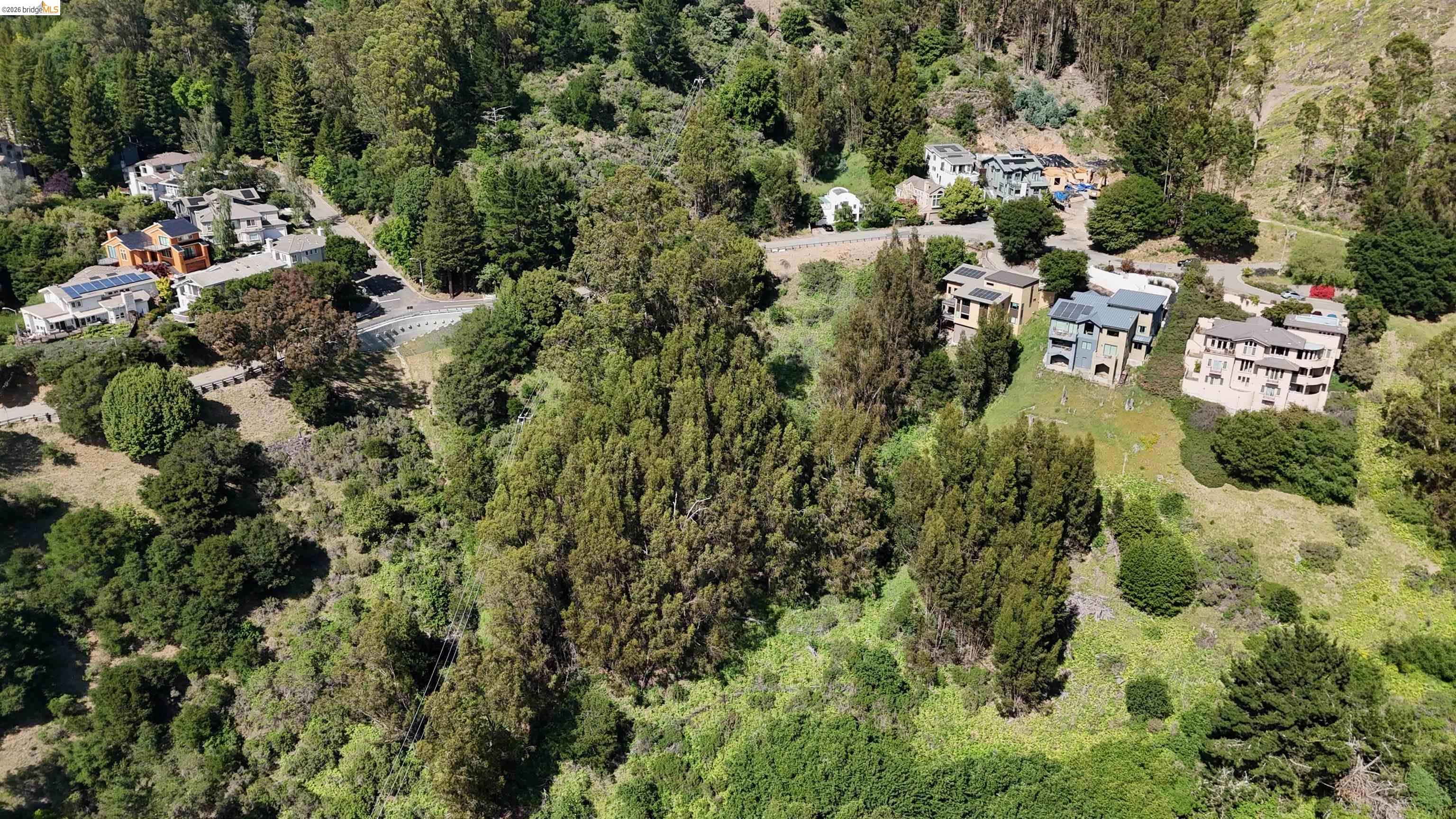 2551 Tunnel Rd, Oakland CA 94611 — photo 10
