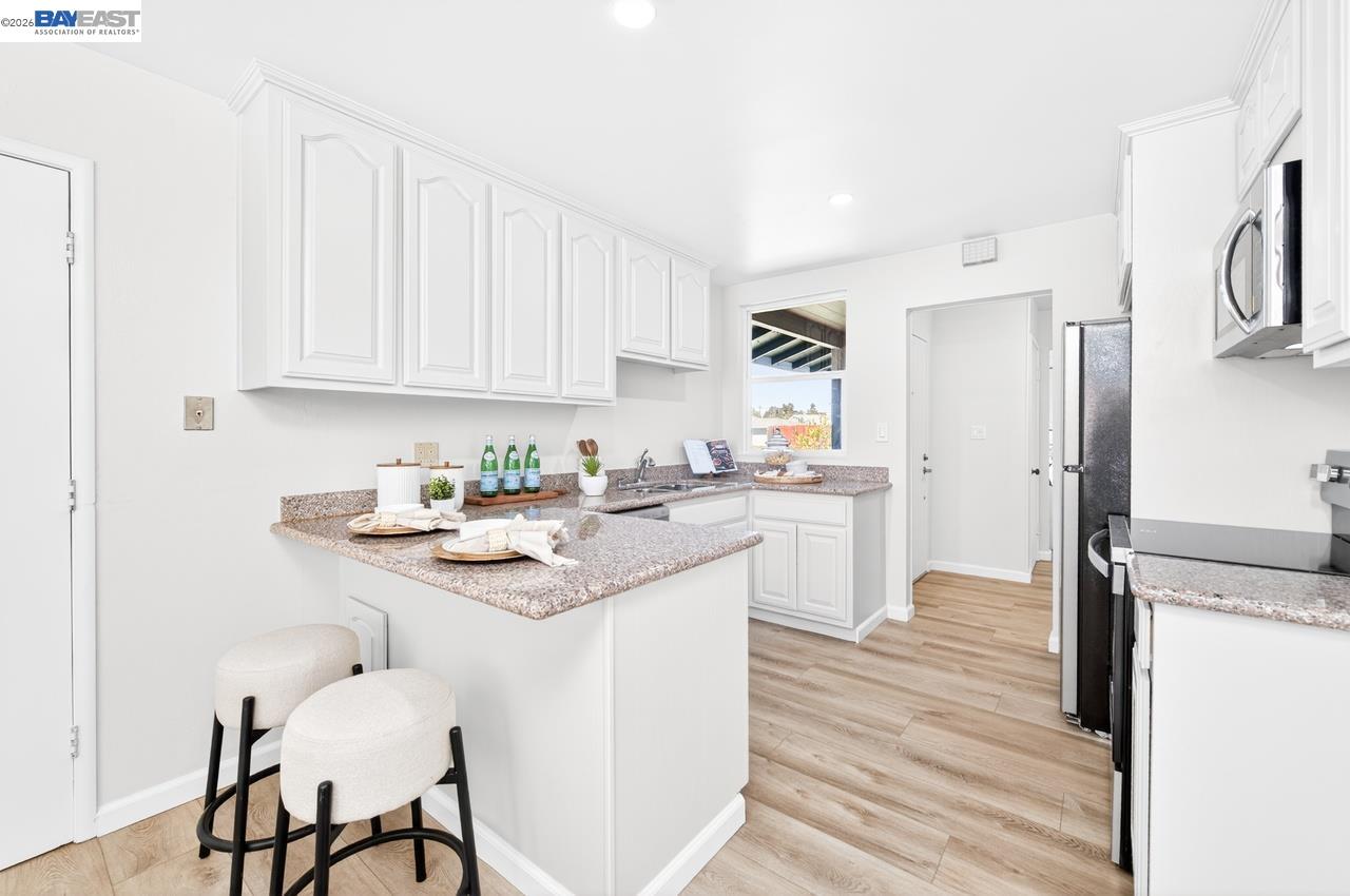 Detail Gallery Image 7 of 24 For 35314 Santiago St, Fremont,  CA 94536 - 3 Beds | 2 Baths