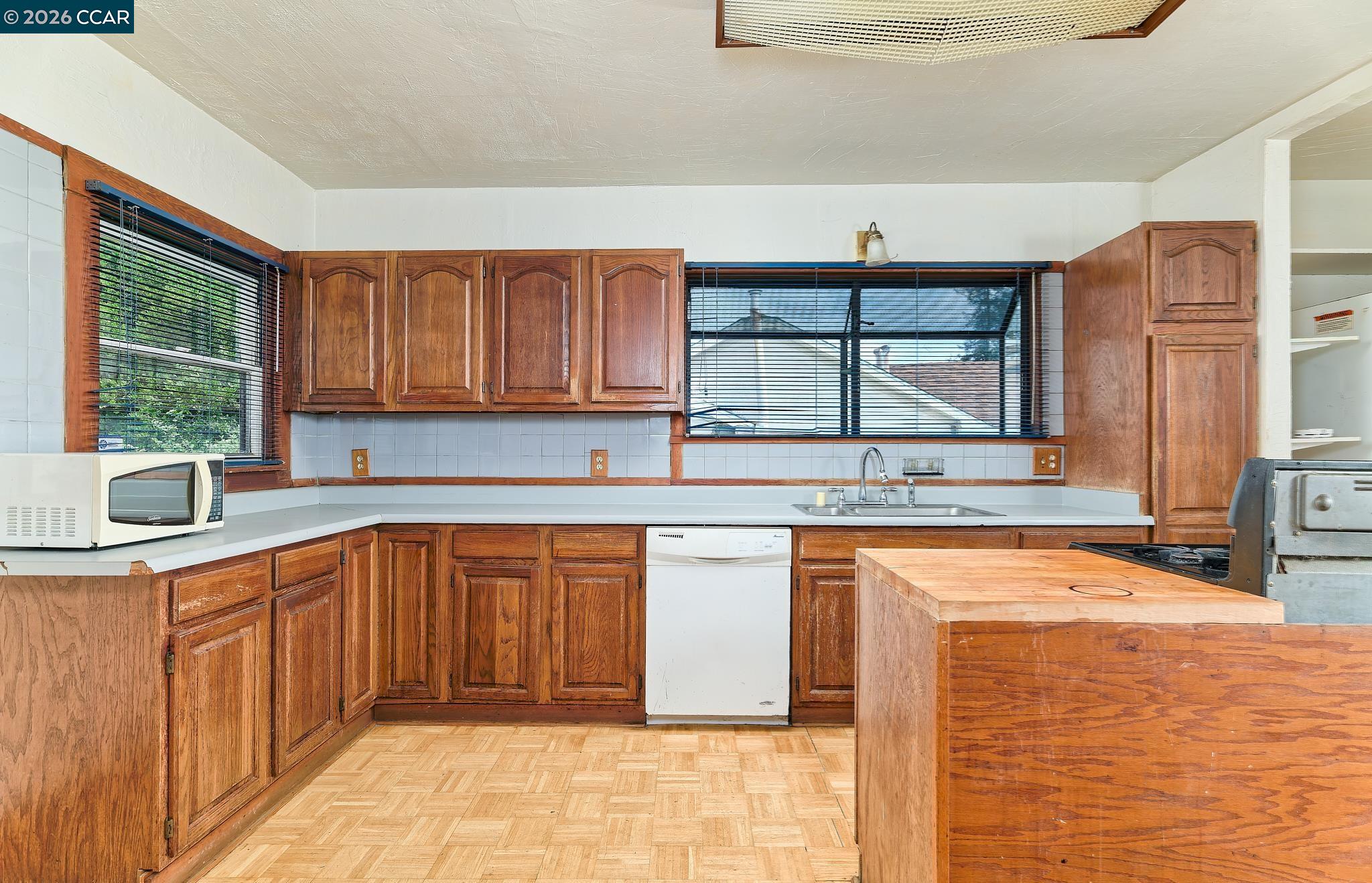 2636 Cole St, Oakland CA 94601 — photo 16