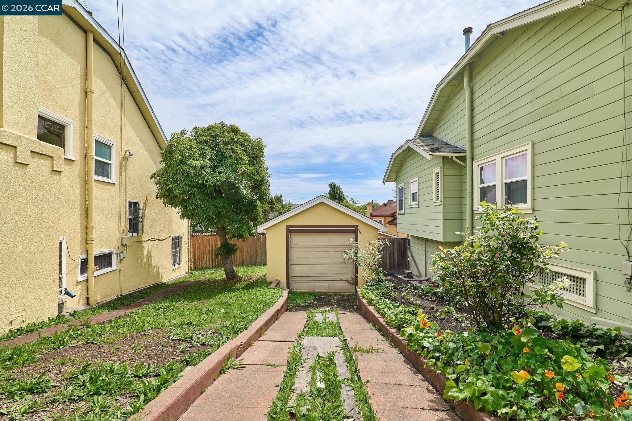 2636 Cole St, Oakland CA 94601 — photo 4