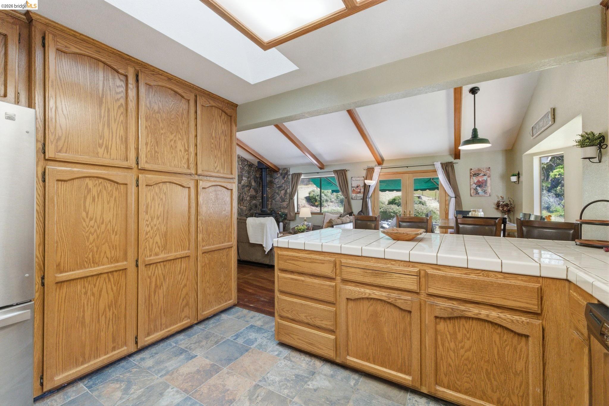 Detail Gallery Image 18 of 70 For 12759 Cresthaven Dr., Groveland,  CA 95321 - 3 Beds | 2 Baths