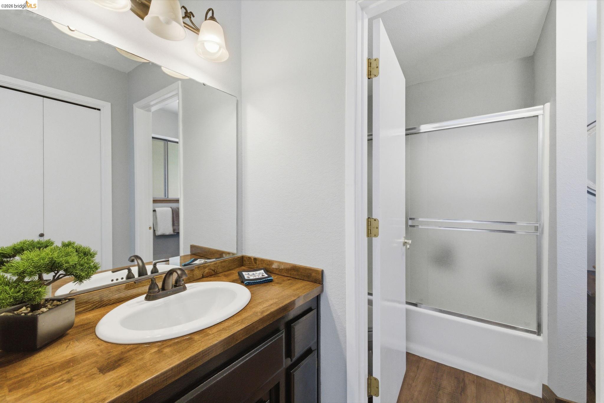 Detail Gallery Image 31 of 70 For 12759 Cresthaven Dr., Groveland,  CA 95321 - 3 Beds | 2 Baths