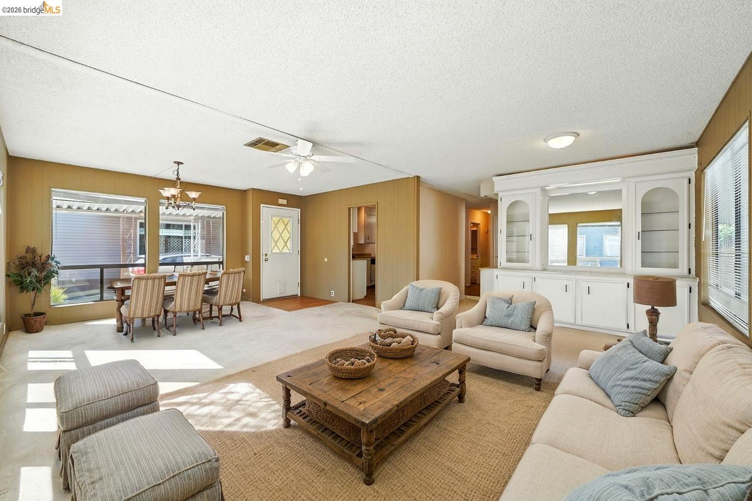 Detail Gallery Image 8 of 64 For 50 Leo #50,  Antioch,  CA 94519 - 2 Beds | 2 Baths